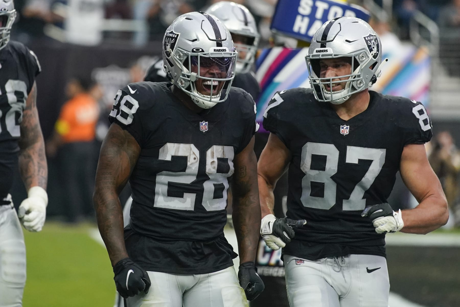 3 Takeaways from Raiders' Week 7 Win vs. Texans