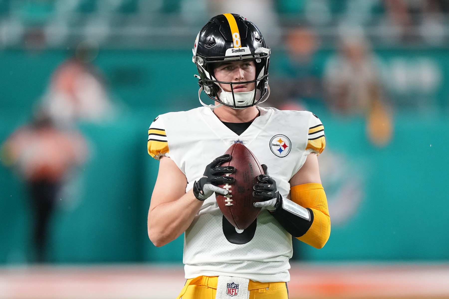 NFL Twitter Slams Kenny Pickett as Steelers Offense Flounders in Loss vs.  Dolphins, News, Scores, Highlights, Stats, and Rumors