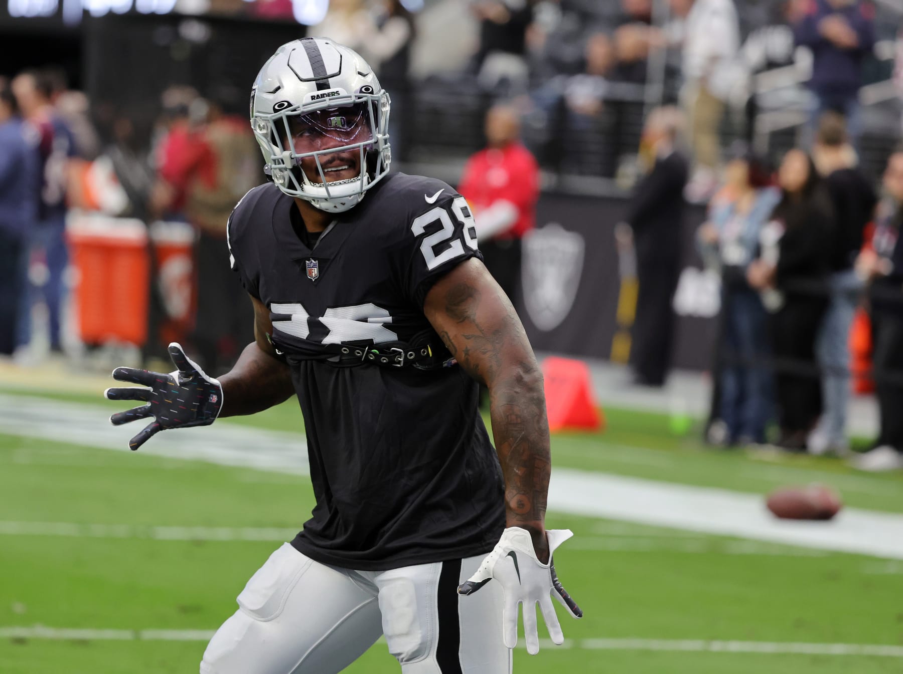 Raiders WR Deandre Carter has very high praise for Aidan O'Connell