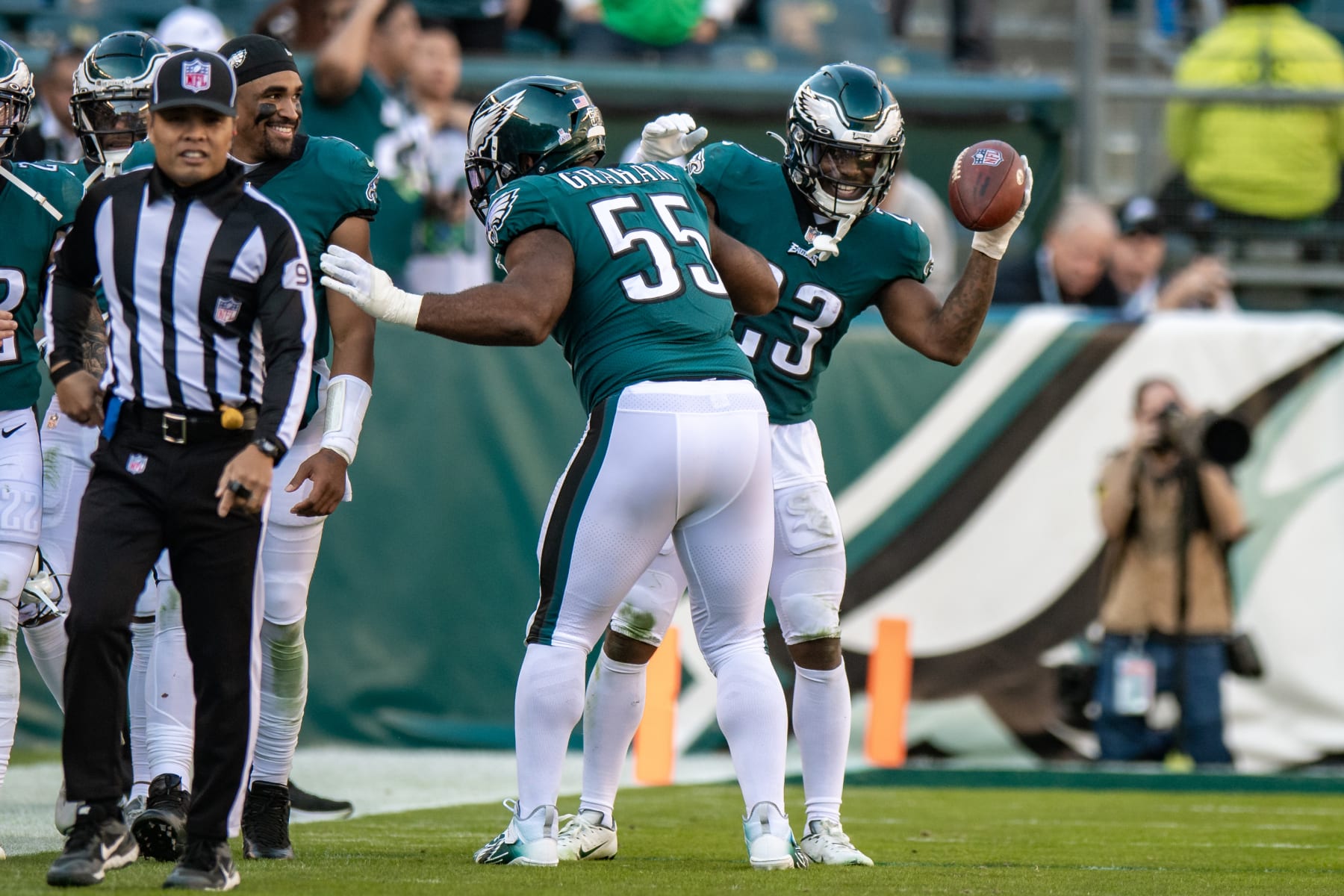 Eagles defeat Steelers: Instant analysis of 35-13 win in Week 8