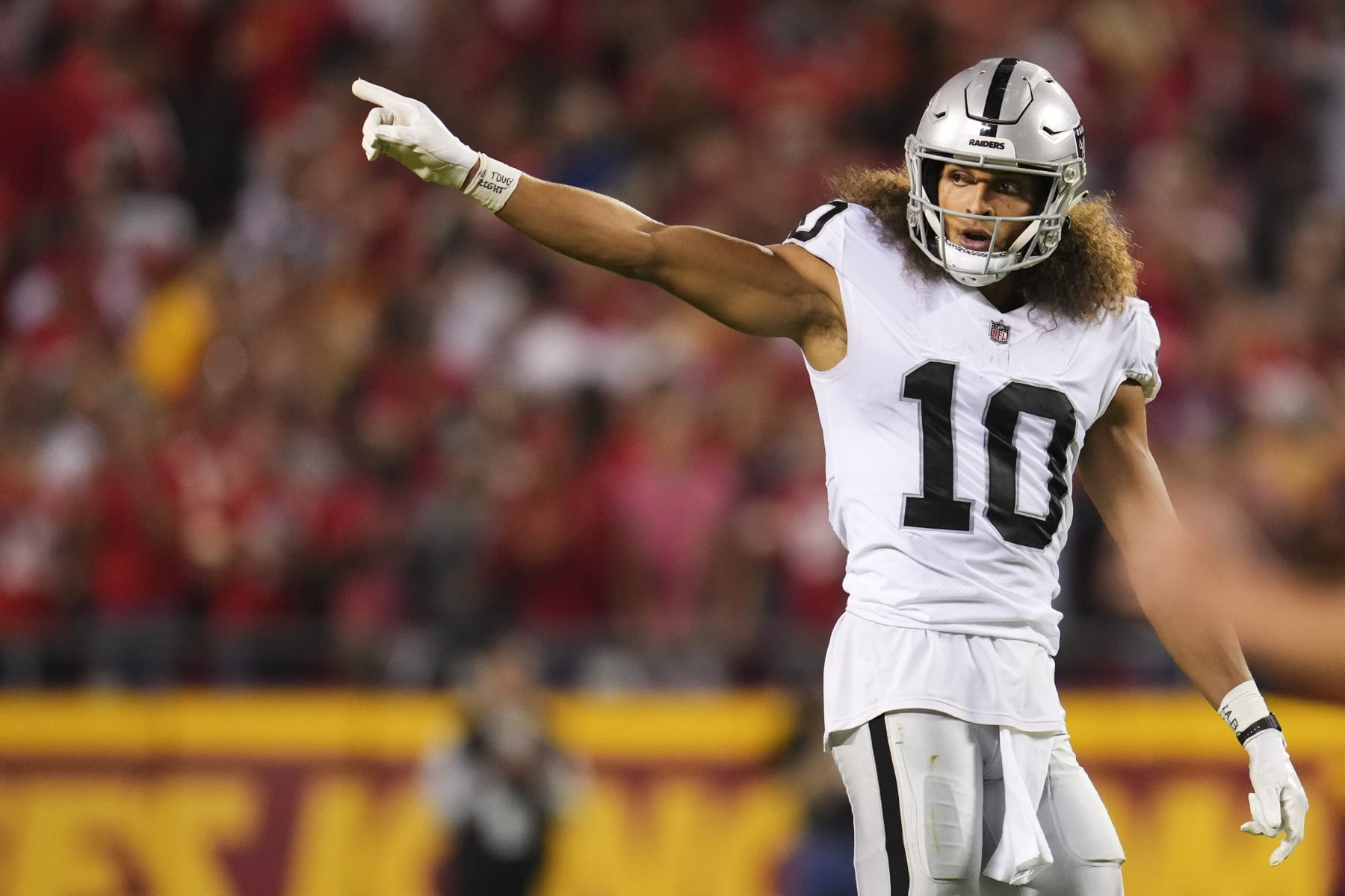 Raiders Lose Mack Hollins to Falcons: Report