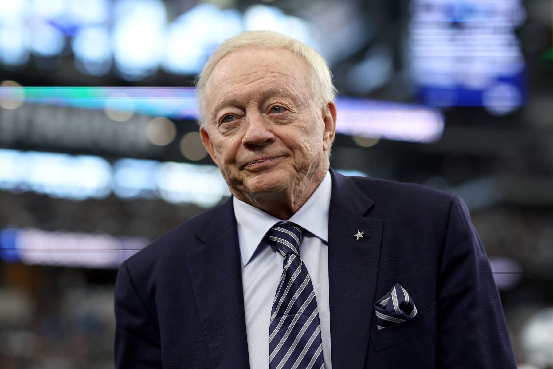 NFL NEWS: Cowboys owner Jerry Jones tempering joy over win