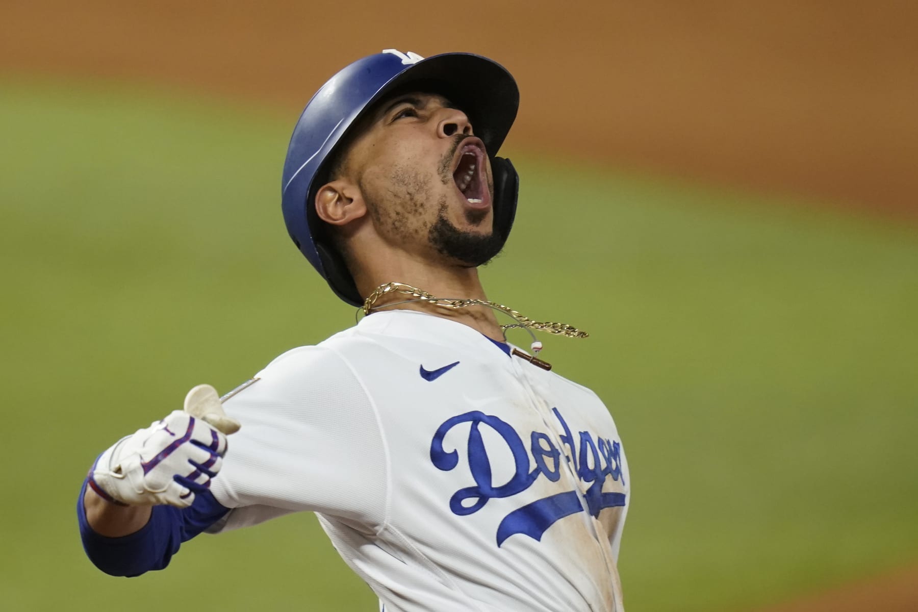 Dodgers Rescind Trade Offer for Carlos Lee - MLB Daily Dish