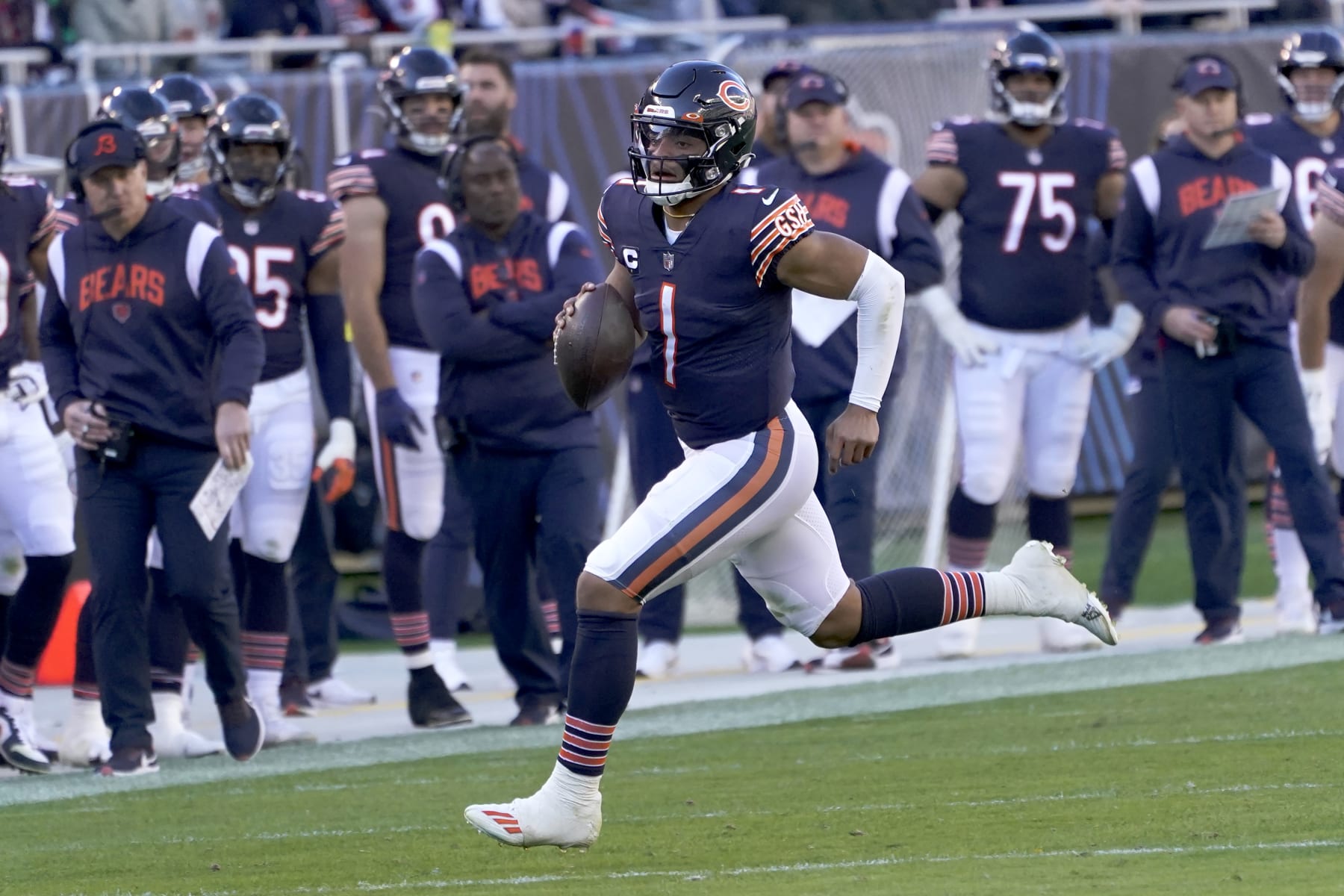 Chicago Bears find diamonds in the rough before crucial offseason