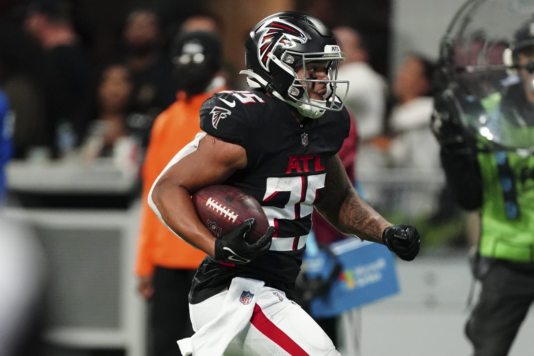 Atlanta Falcons vs. Carolina Panthers Matchup Preview 11/17/19: Analysis,  Depth Charts, Daily Fantasy