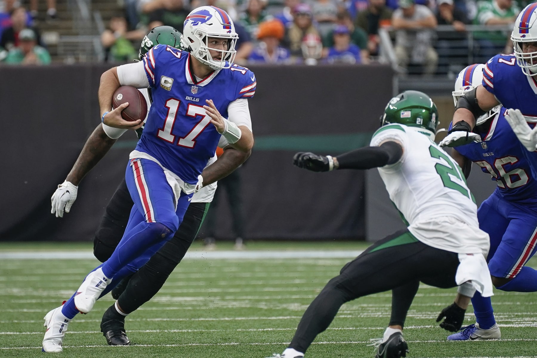 Bills QB Josh Allen starts against Vikings despite injured elbow