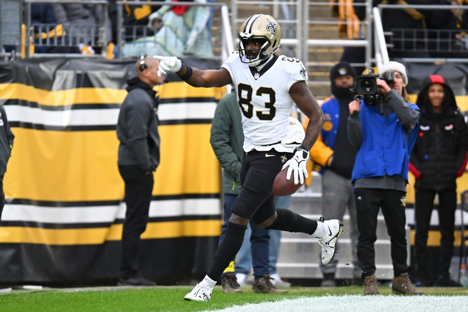 Fantasy Football Week 11 Waiver Wire: Rachaad White, Isiah Pacheco And More  Top Adds, News, Scores, Highlights, Stats, and Rumors