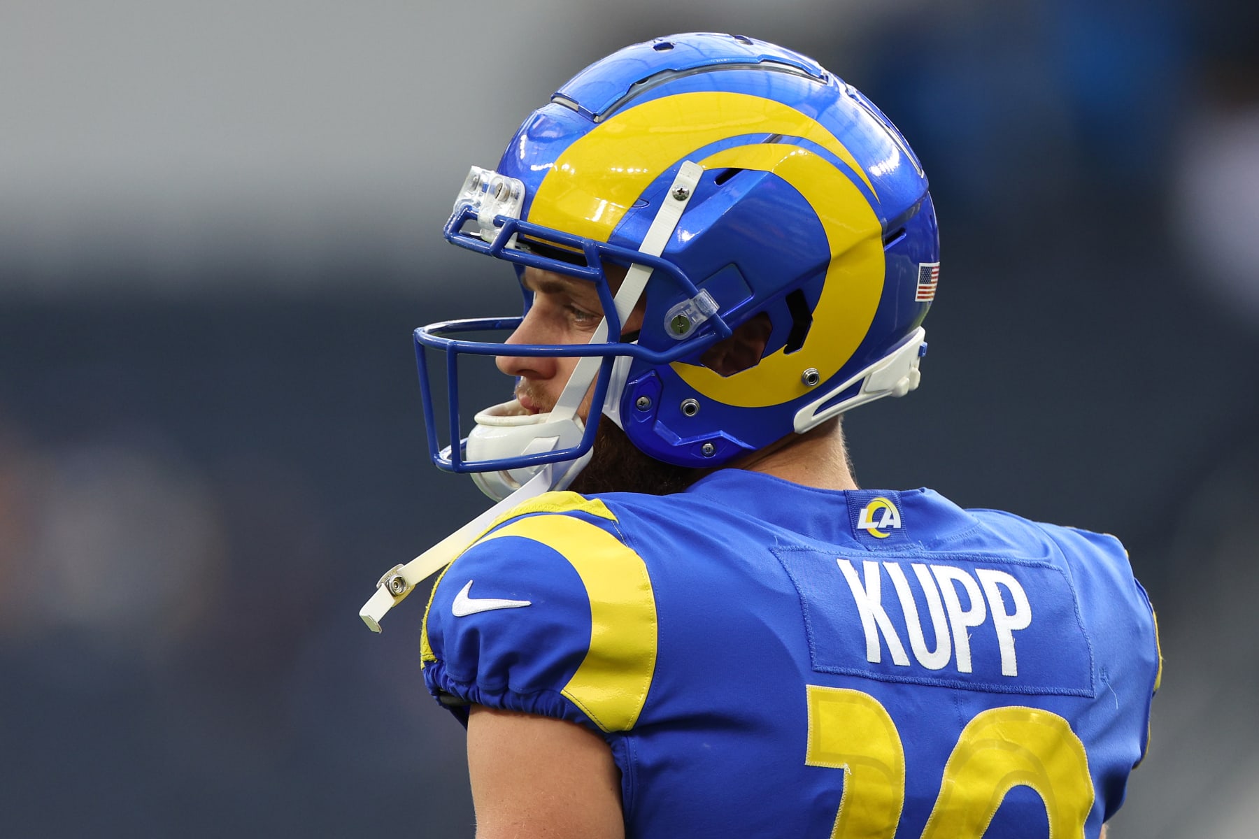 Always wanted a Kupp Jersey and I decided I was going to go with this one.  I personally love it! But it's not supposed to arrive til November?!  Really?! : r/LosAngelesRams