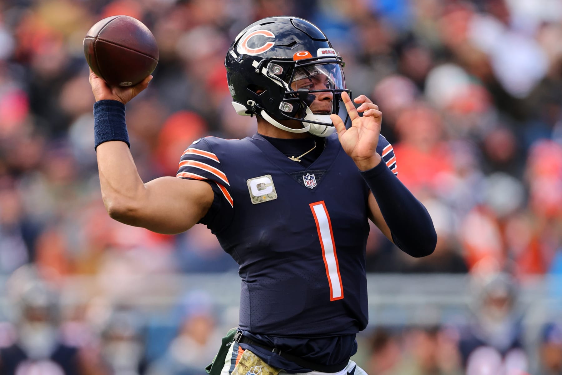 Justin Fields Chicago Bears 555 Rush Yds over his last 5 game