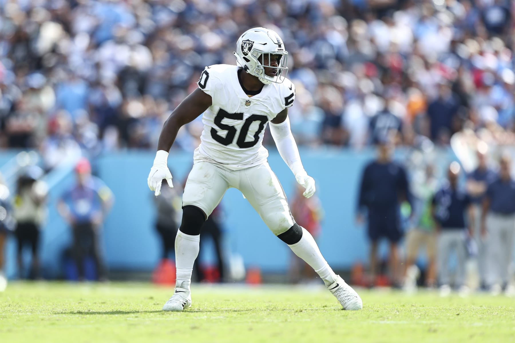 Raiders news: Raiders trading 3 OL starters deemed 'riskiest move' - Silver  And Black Pride