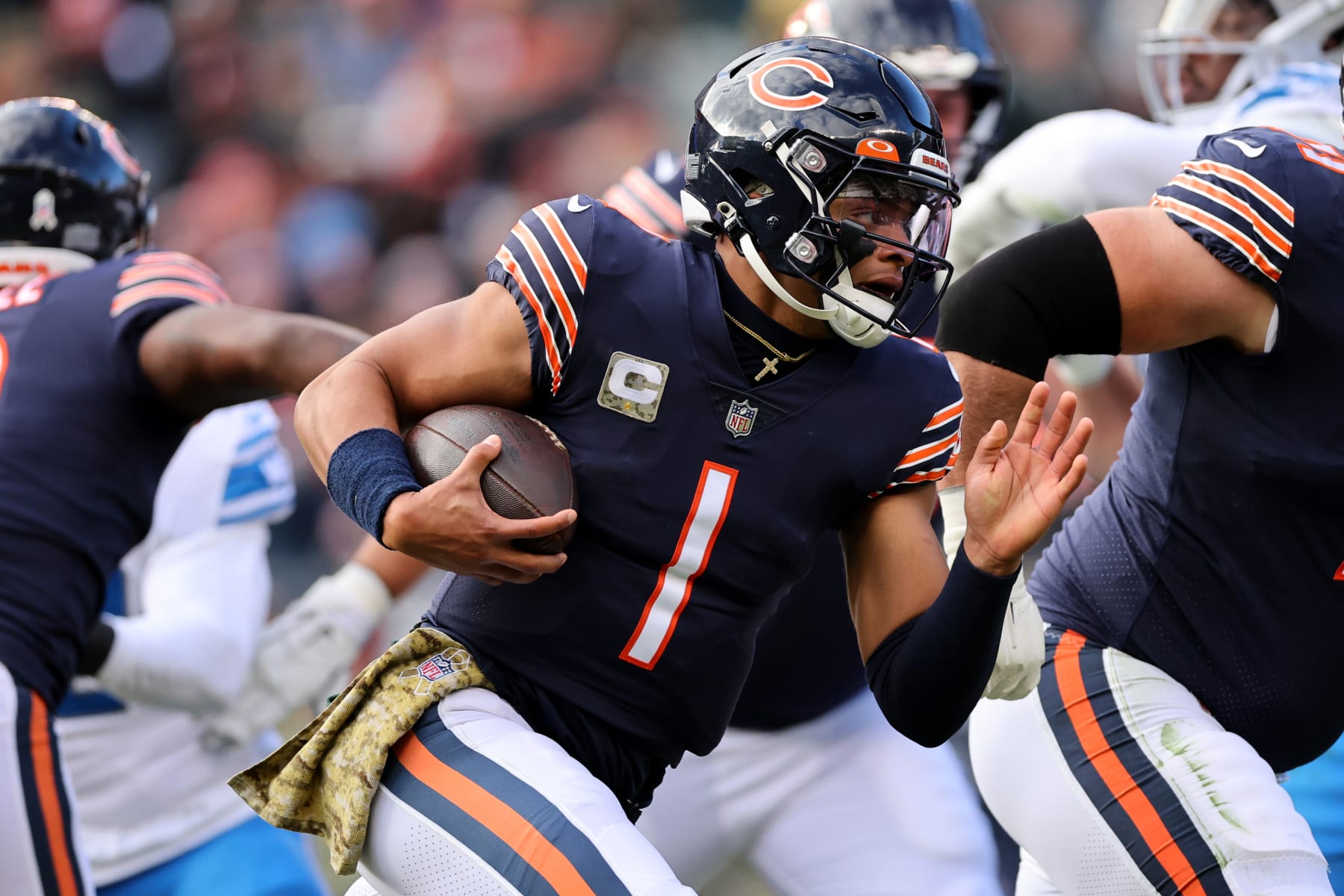 Bears QB Justin Fields Boldly Predicts Week 1 Win vs. Packers