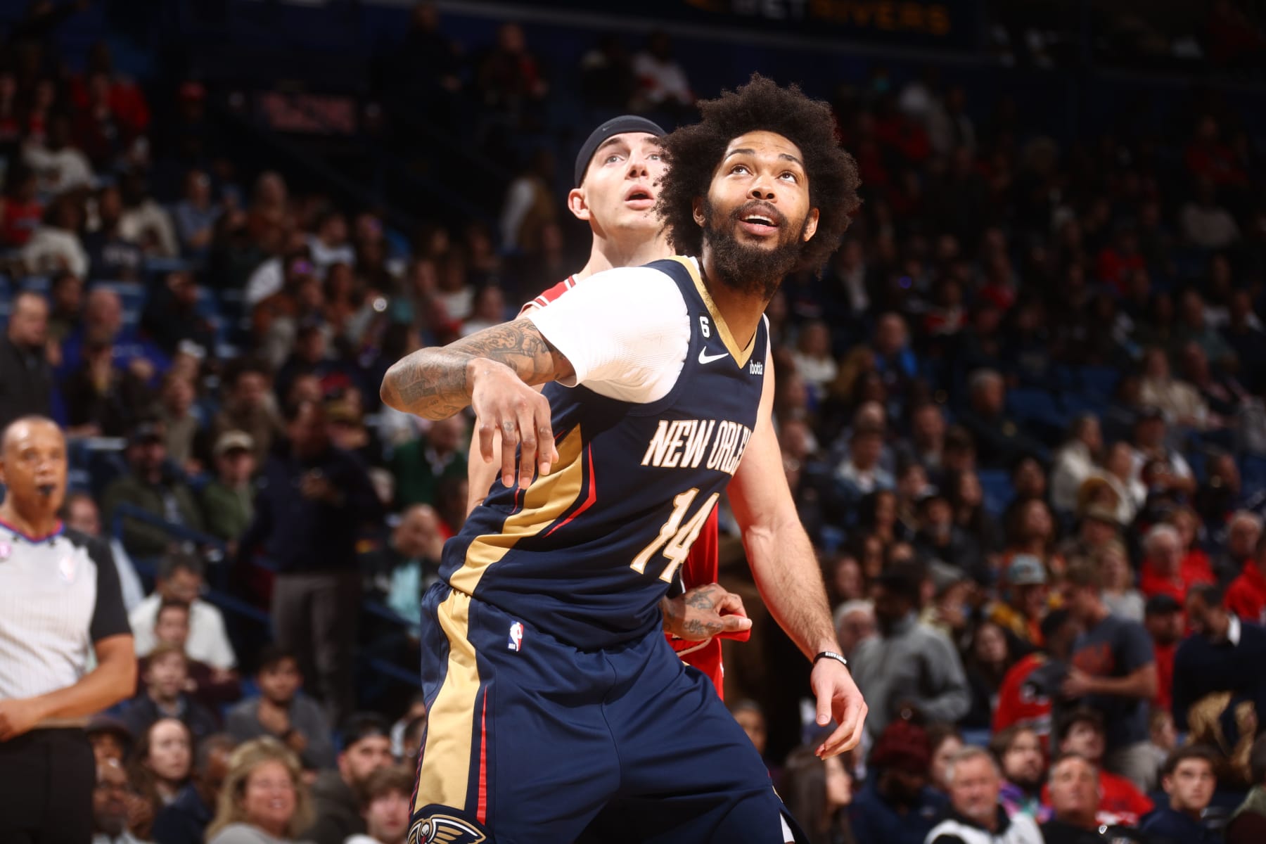 NEW ORLEANS, LA - NOVEMBER 16: Brandon Ingram #14 of the New Orleans Pelicans plays defense during the game against the Chicago Bulls on November 16, 2022 at the Smoothie King Center in New Orleans, Louisiana. NOTE TO USER: User expressly acknowledges and agrees that, by downloading and or using this Photograph, user is consenting to the terms and conditions of the Getty Images License Agreement. Mandatory Copyright Notice: Copyright 2022 NBAE (Photo by Ned Dishman/NBAE via Getty Images)