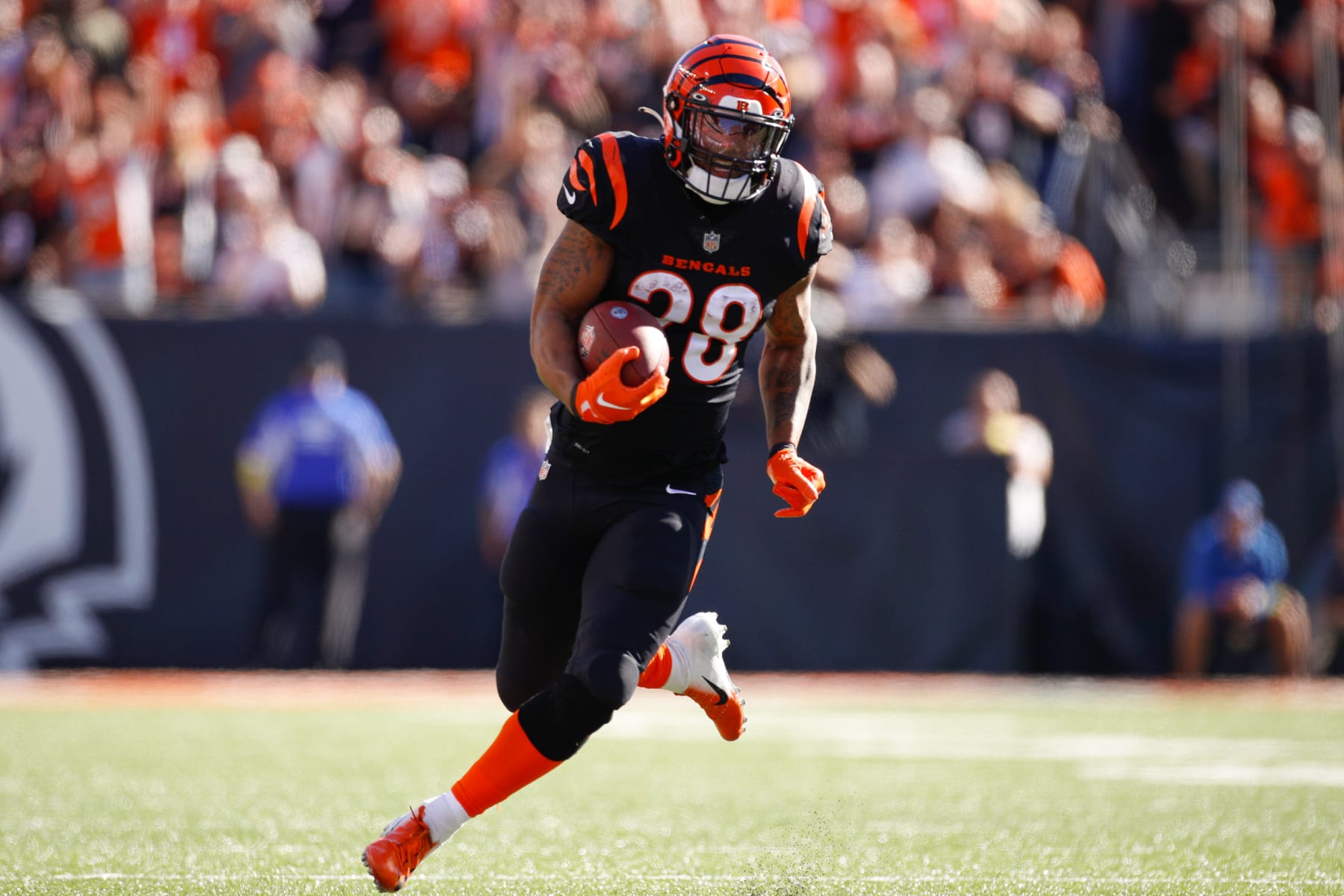 Joe Mixon was dominant in 2021. - - Cincinnati Bengals