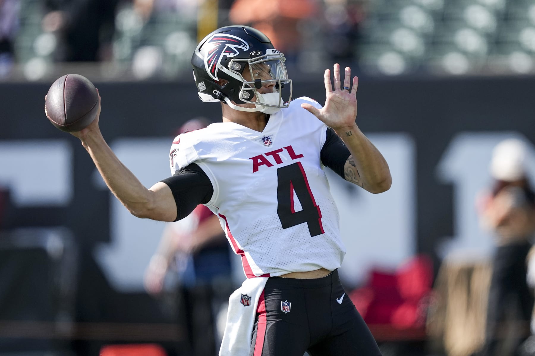 Desmond Ridder vs. Marcus Mariota: Will Atlanta make a QB change in push  for playoff spot?