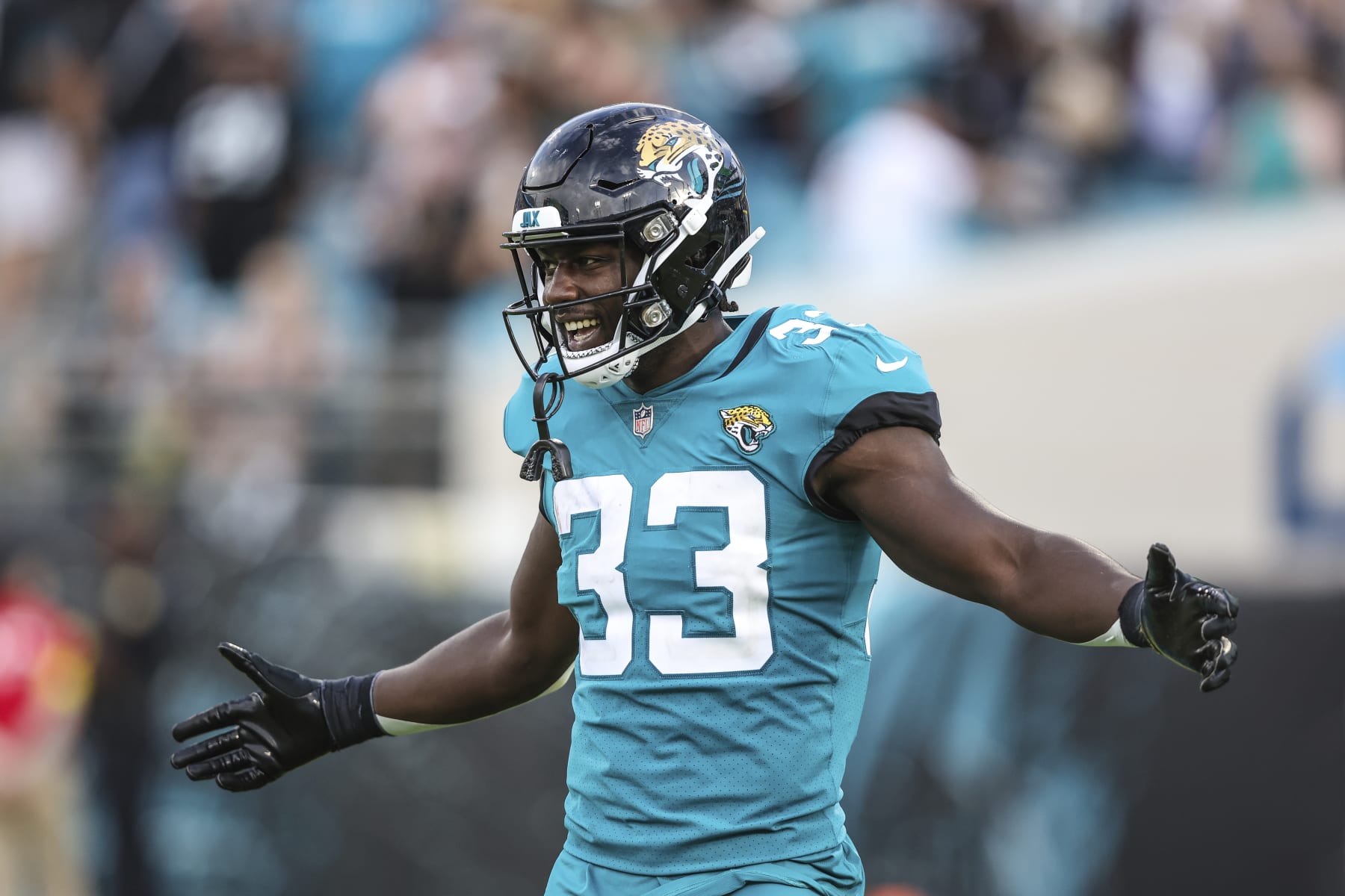 Roundup: Jaguars LB Myles Jack suffers concussion