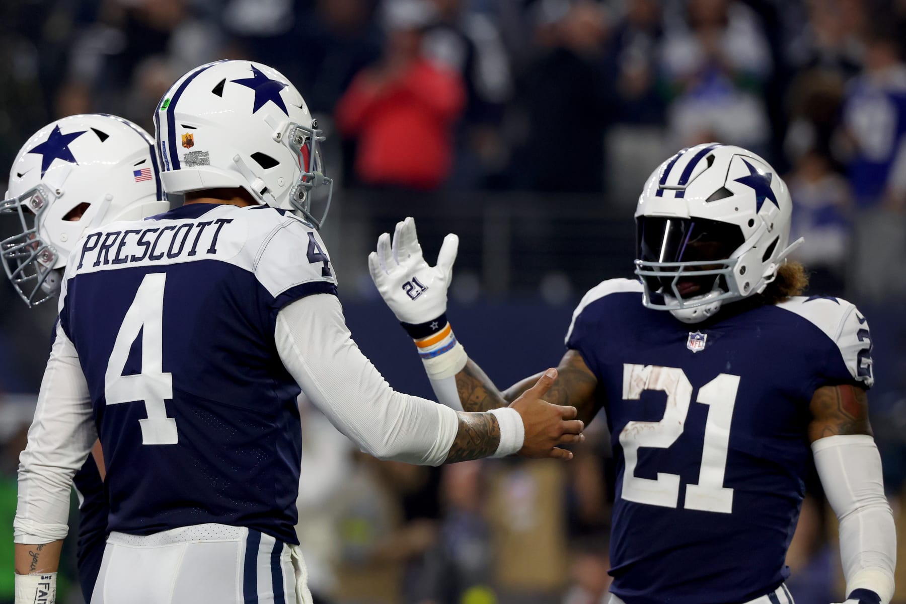 Dallas Cowboys Introduce White Throwback Helmet for Thanksgiving
