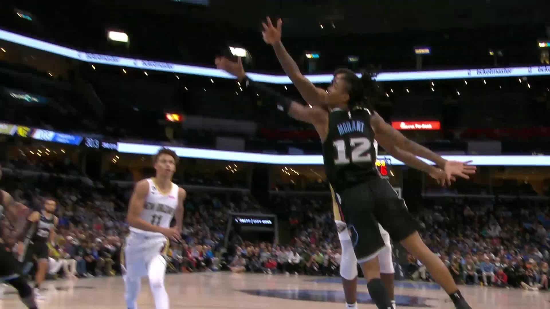 Ja Chirping at Naji Marshall