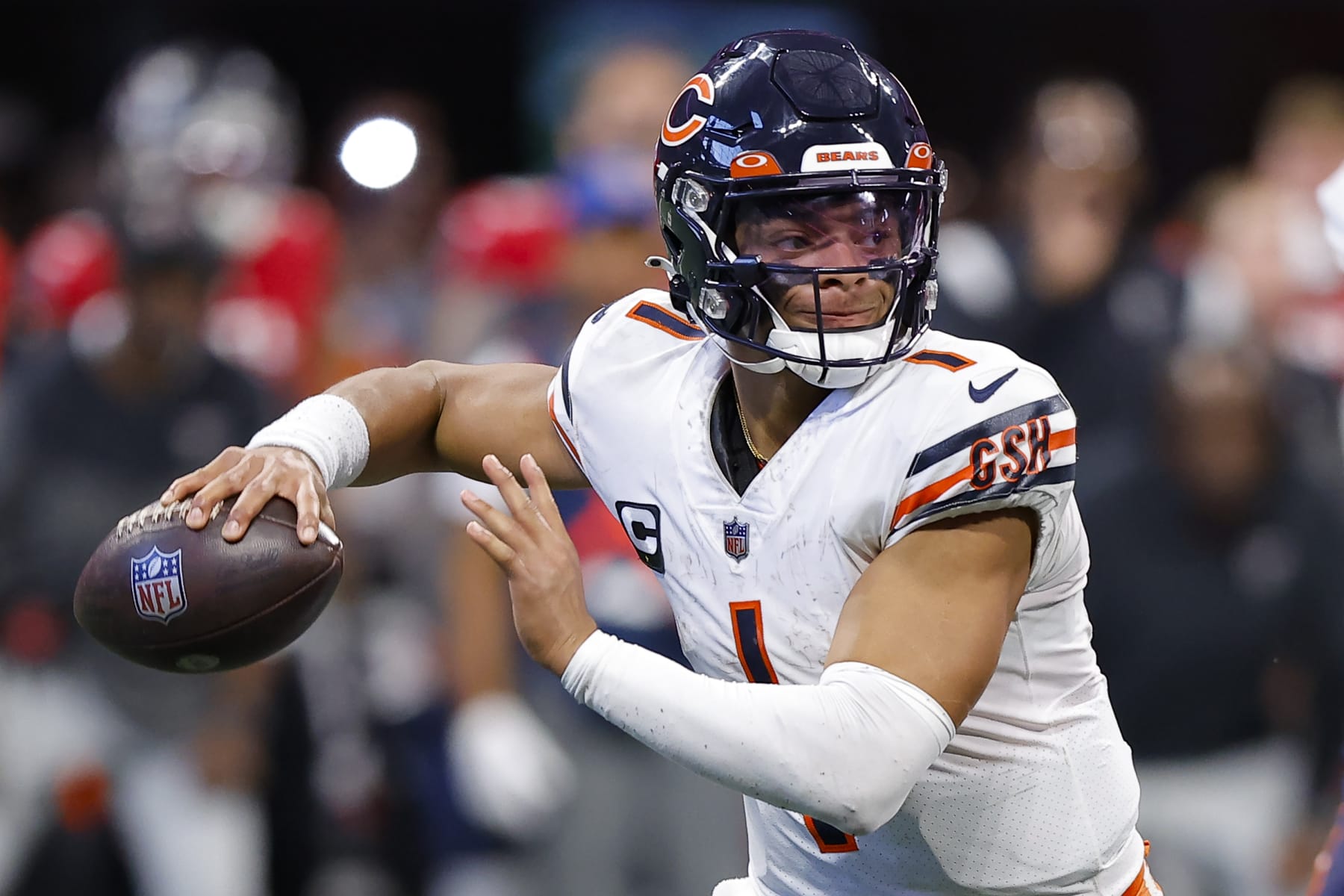 Matt Eberflus' gamble doesn't pay off in Bears' loss to Vikings