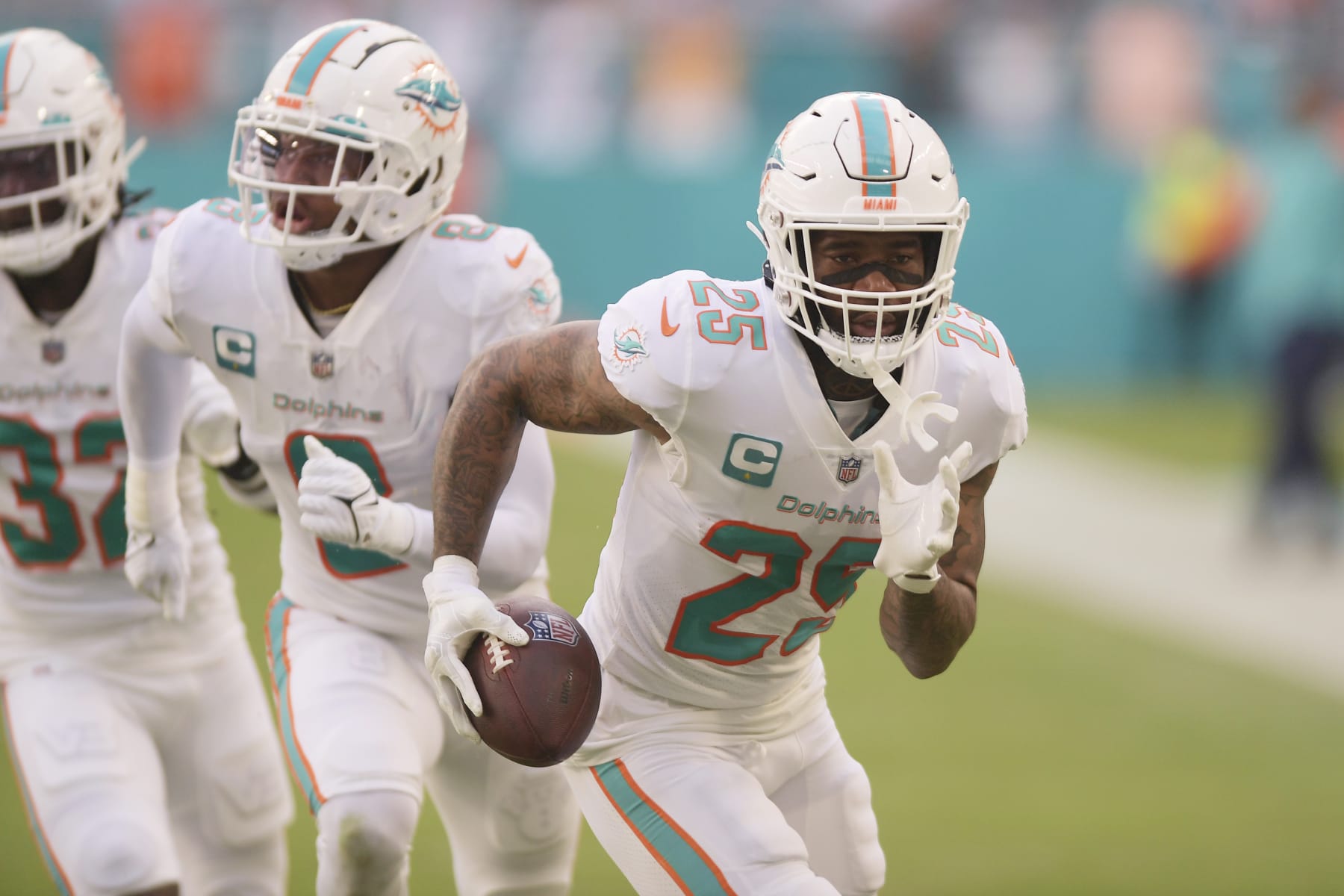 NFL Week 12 Game Recap: Miami Dolphins 30, Houston Texans 15, NFL News,  Rankings and Statistics