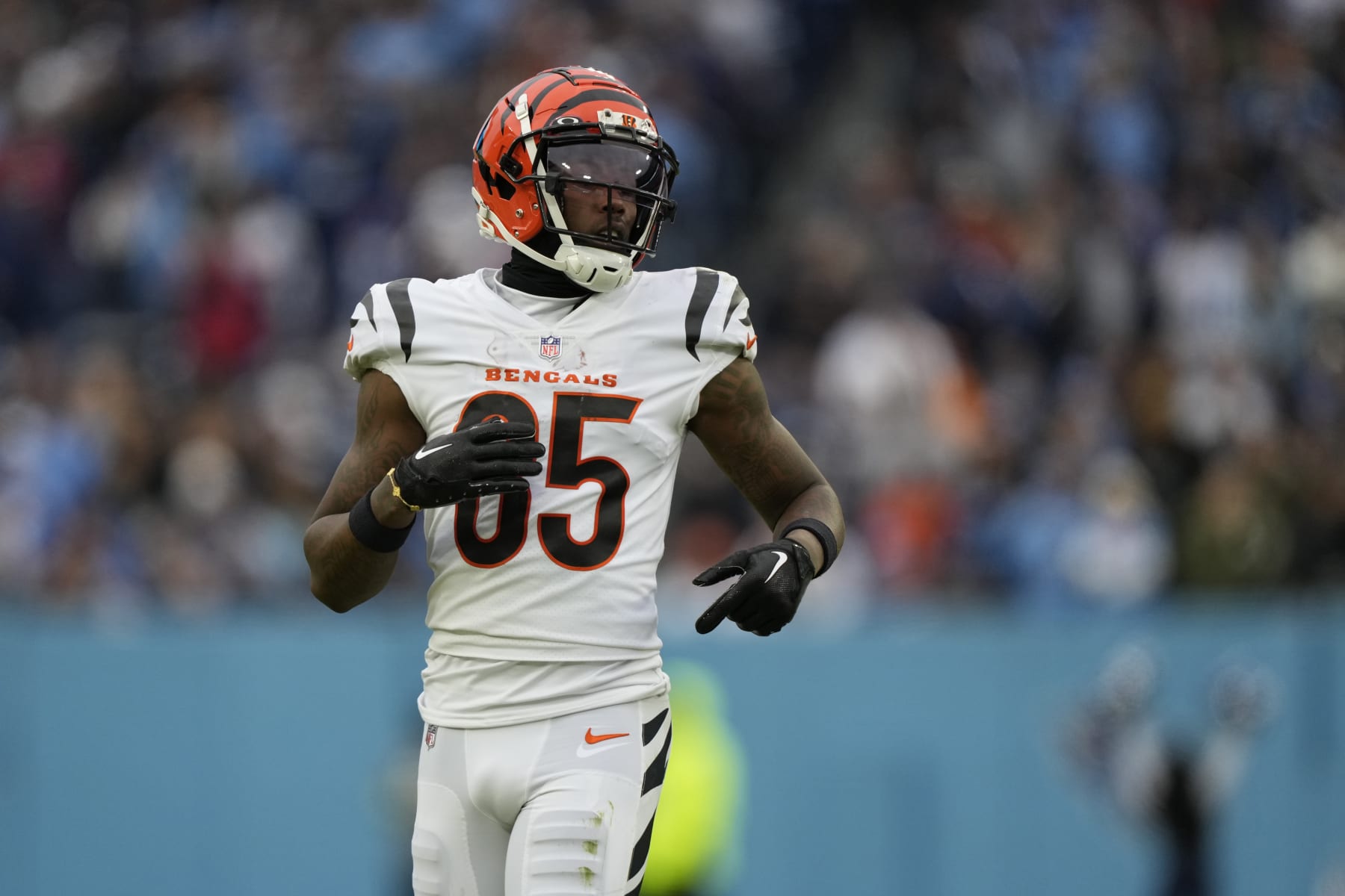 Burrow, surging Bengals look to stop skid against Browns