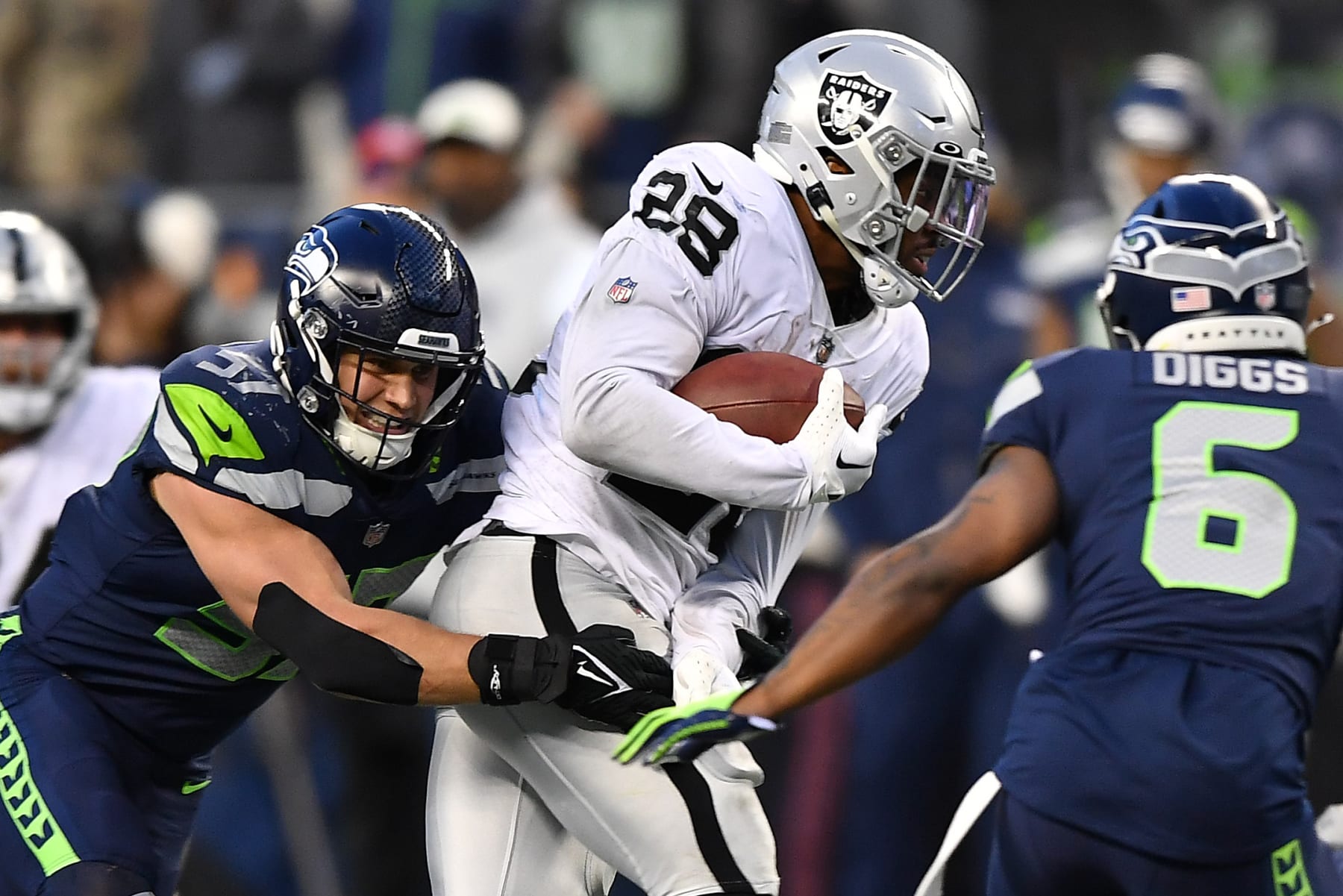 Russell Wilson's improved play is the silver lining to the Broncos' latest  loss to the Raiders - CBS Colorado