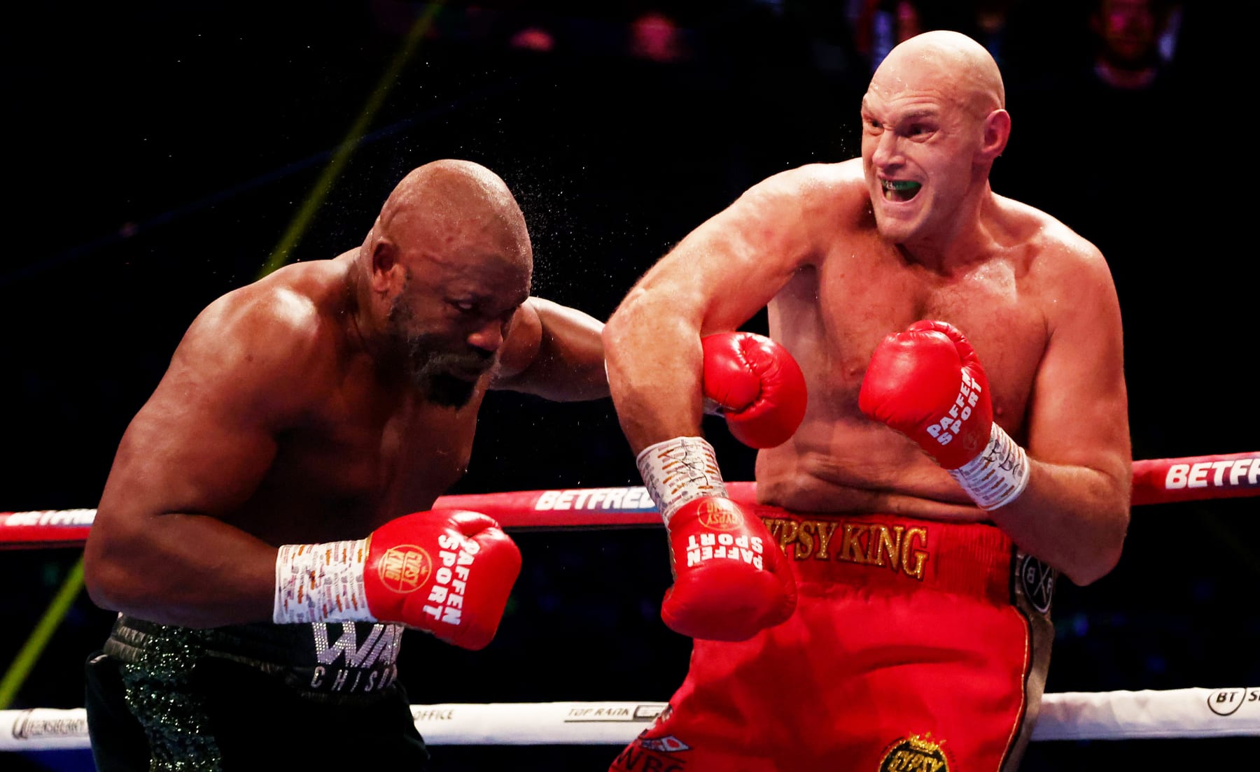 Tyson Fury Praised for Dominating Derek Chisora Fight in TKO Victory News, Scores, Highlights, Stats, and Rumors Bleacher Report