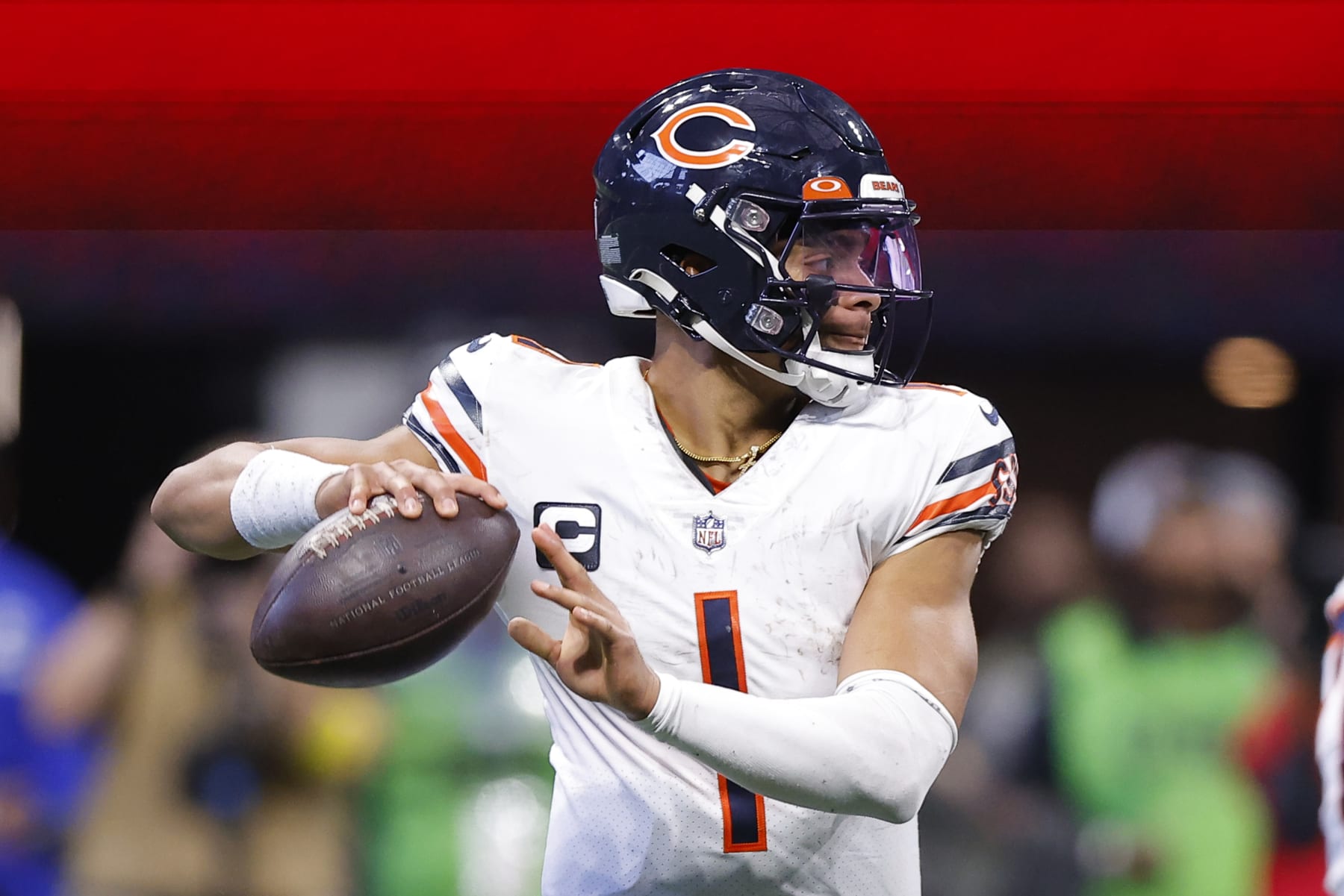 Bears draft picks 2023: Why Chicago is set up for major retool around  Justin Fields after Roquan Smith trade