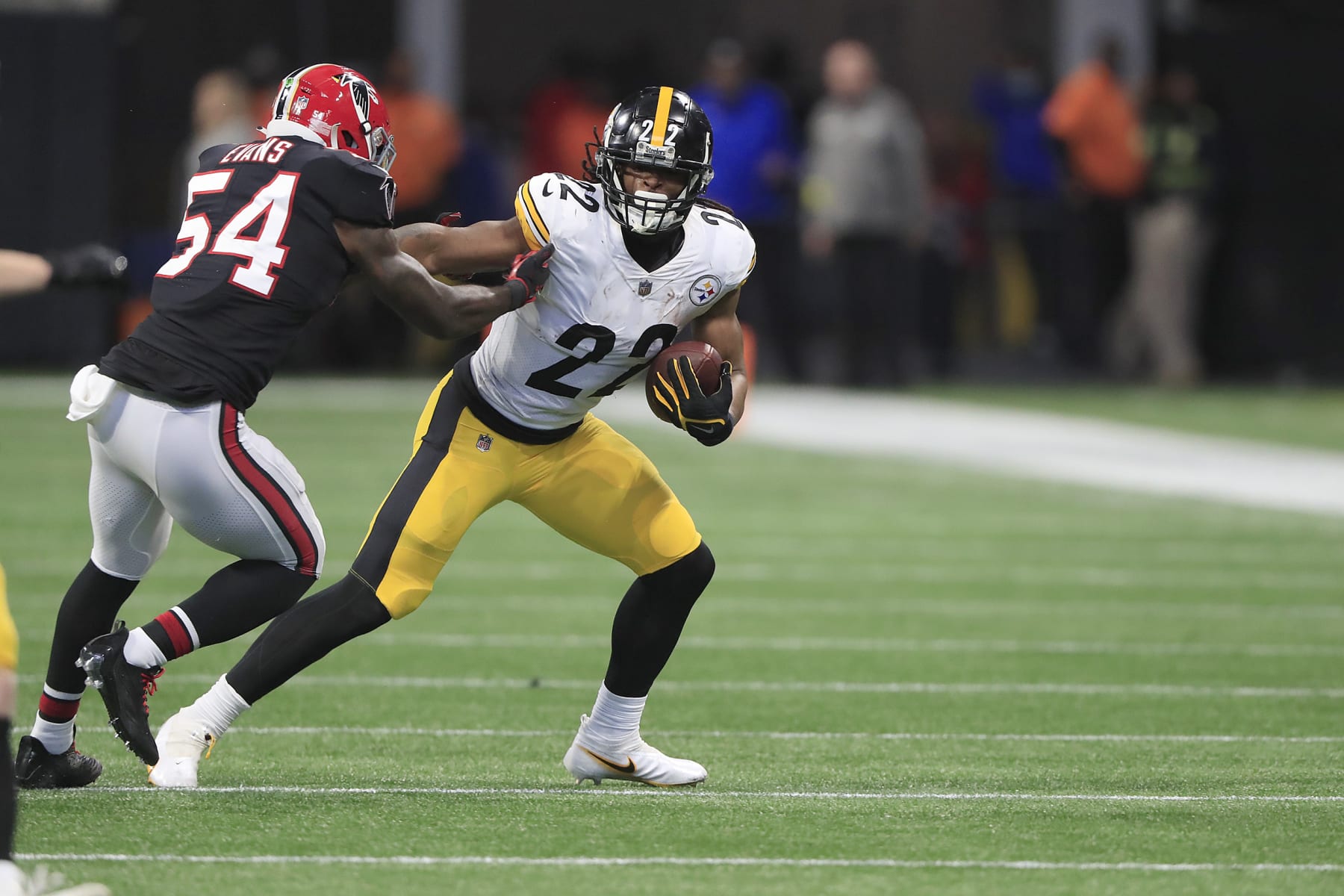 Steelers narrowly sneak by Falcons in Week 13 road win