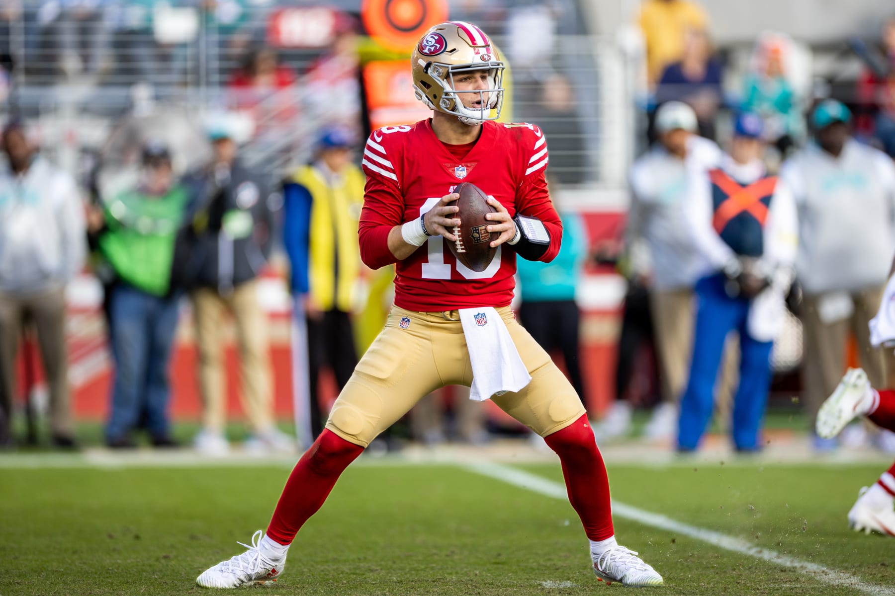 49ers Vs Dolphins: 3 Players To Watch That Must Win The Game