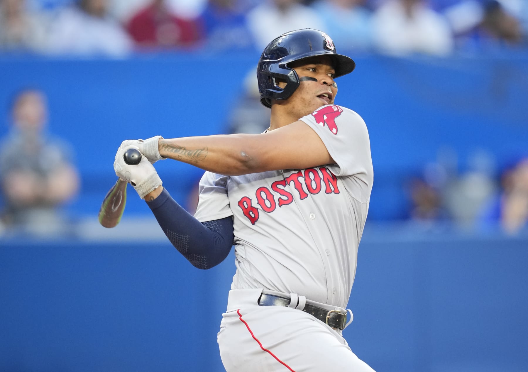 Red Sox reportedly used Matt Olson as comparable for Rafael Devers