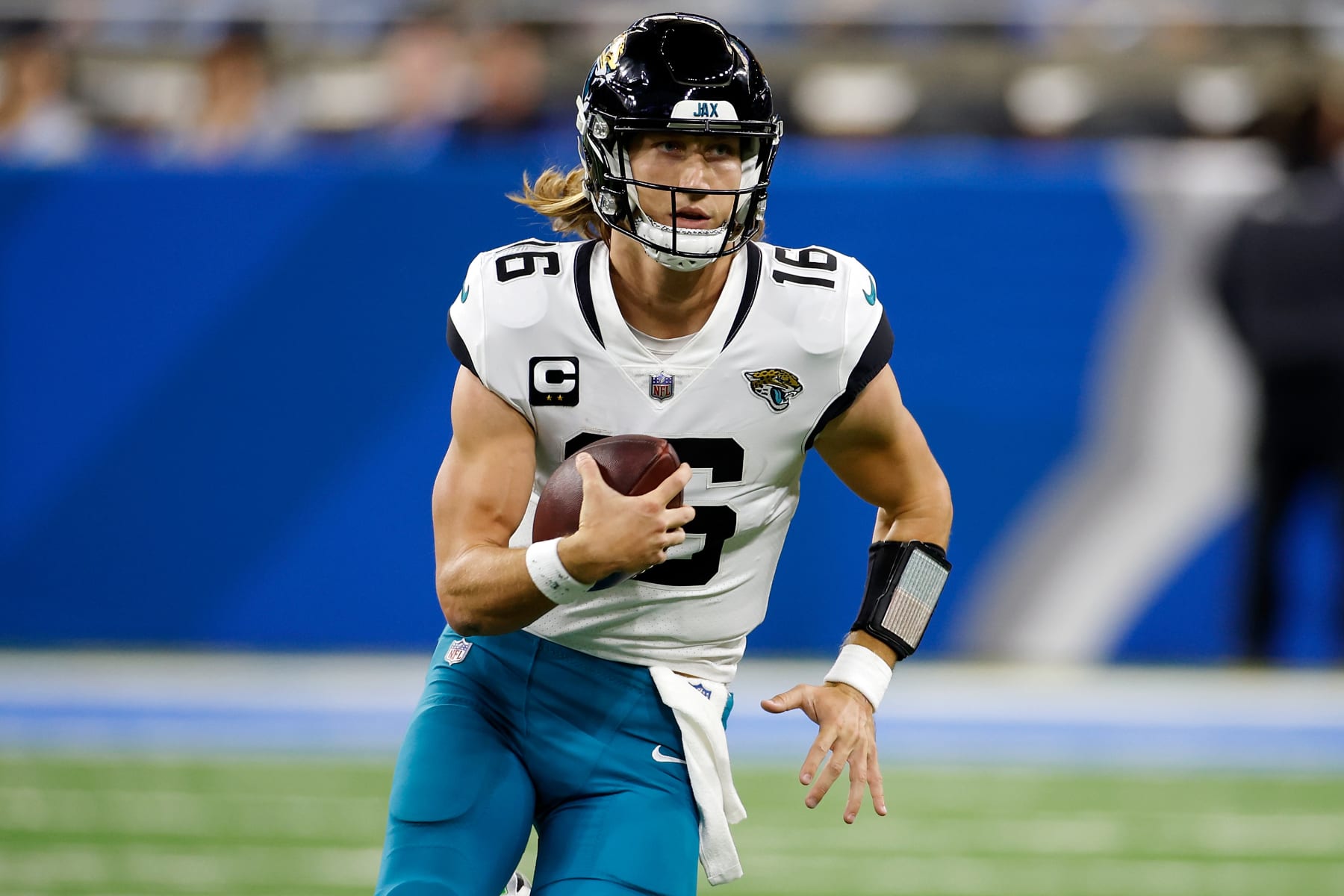 2022 Fantasy Football: Week 14 Start 'Em, Sit 'Em, Picks And Busts -  PressBox