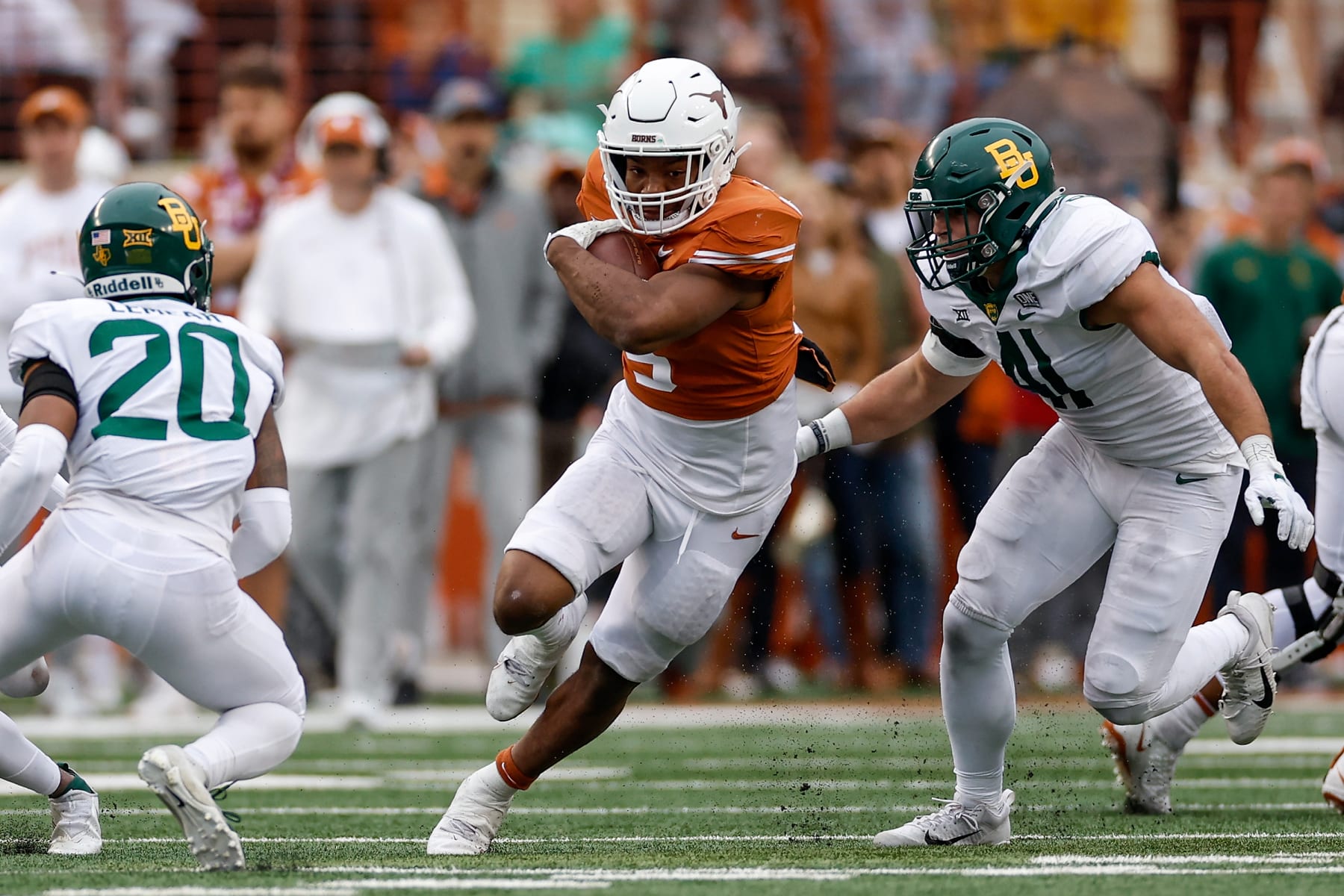 2022 PFF College All-America Team: USC QB Caleb Williams, Texas RB