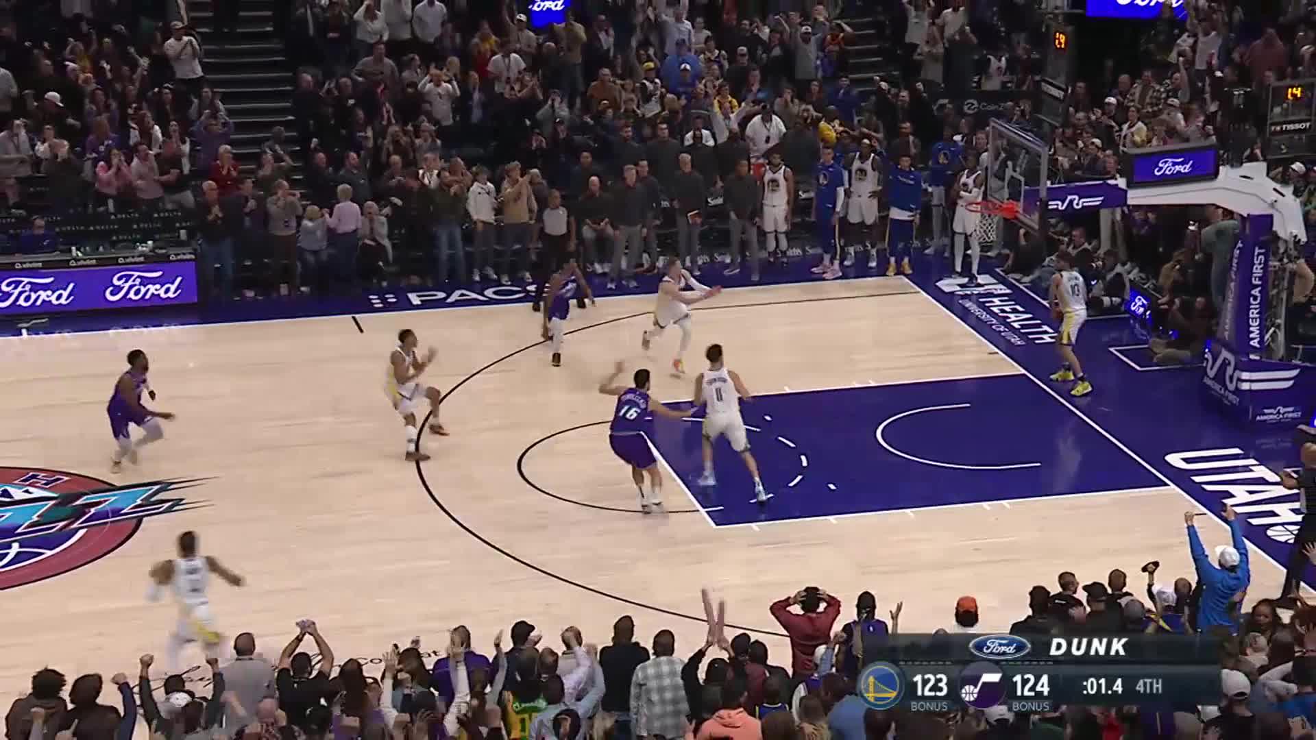 Jazz Beat Dubs on Late Steal 😱
