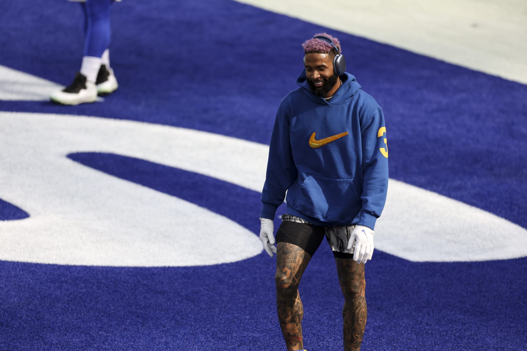 WATCH: Odell Beckham Jr. arrives at Dallas Mavericks game with Trevon  Diggs, Micah Parsons - On3