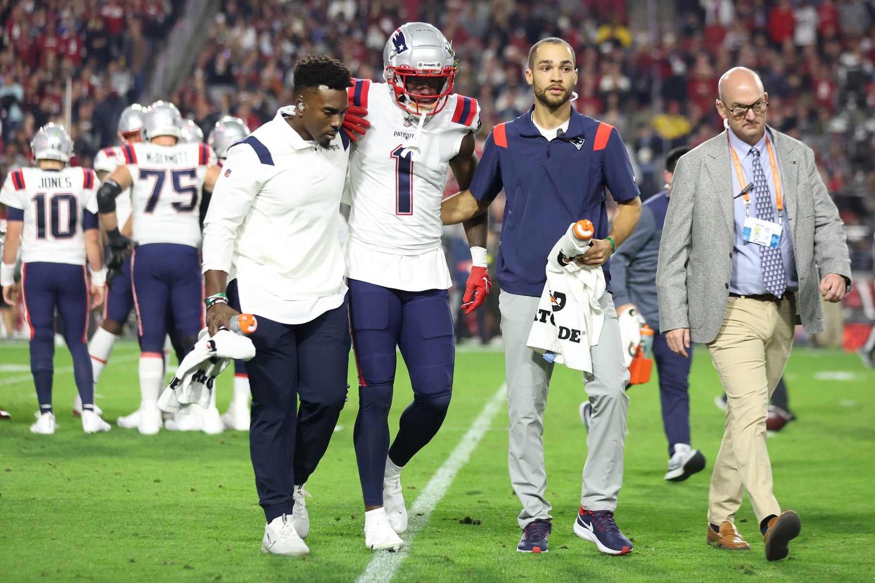 Patriots' DeVante Parker Calls Out NFL After Concussion: 'Get on Yalls  F--kin Job', News, Scores, Highlights, Stats, and Rumors