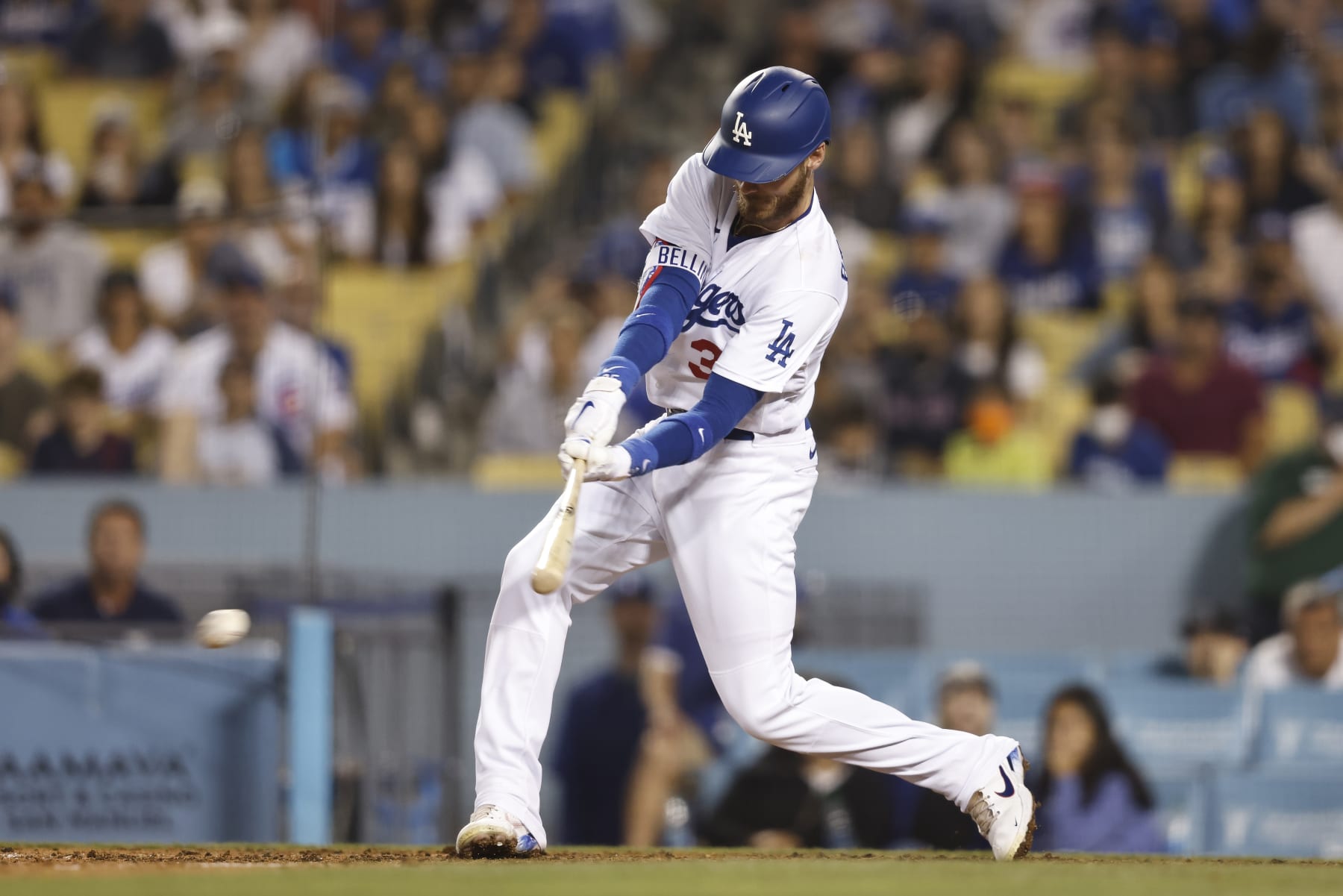 Dodgers are among several teams pursuing free-agent third baseman