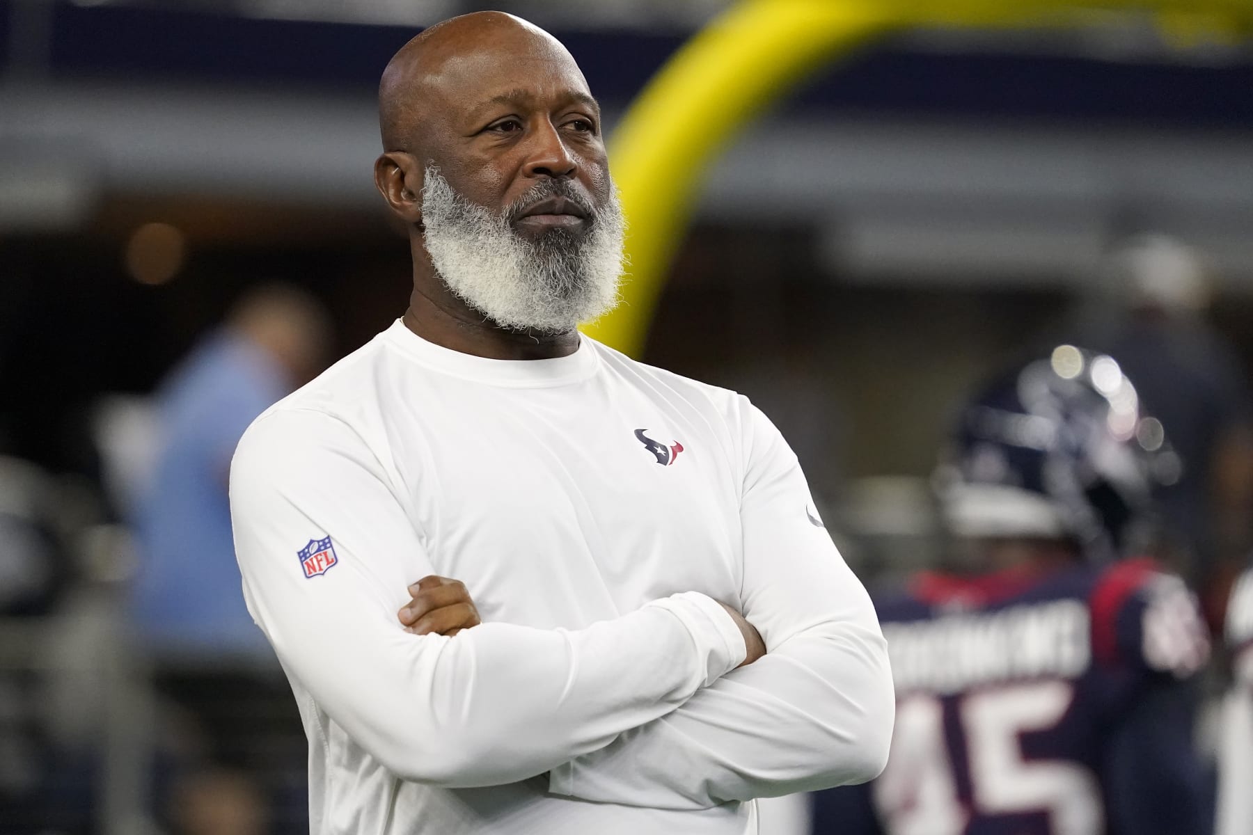 Report: Lovie Smith interested in Cardinals, Bills