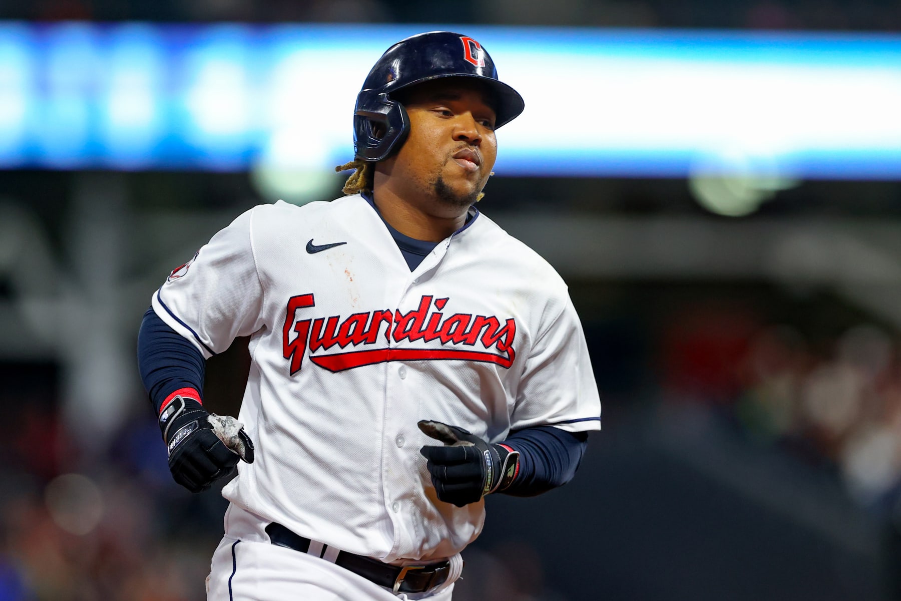 Extending Jose Ramirez should be on Indians' offseason to-do list