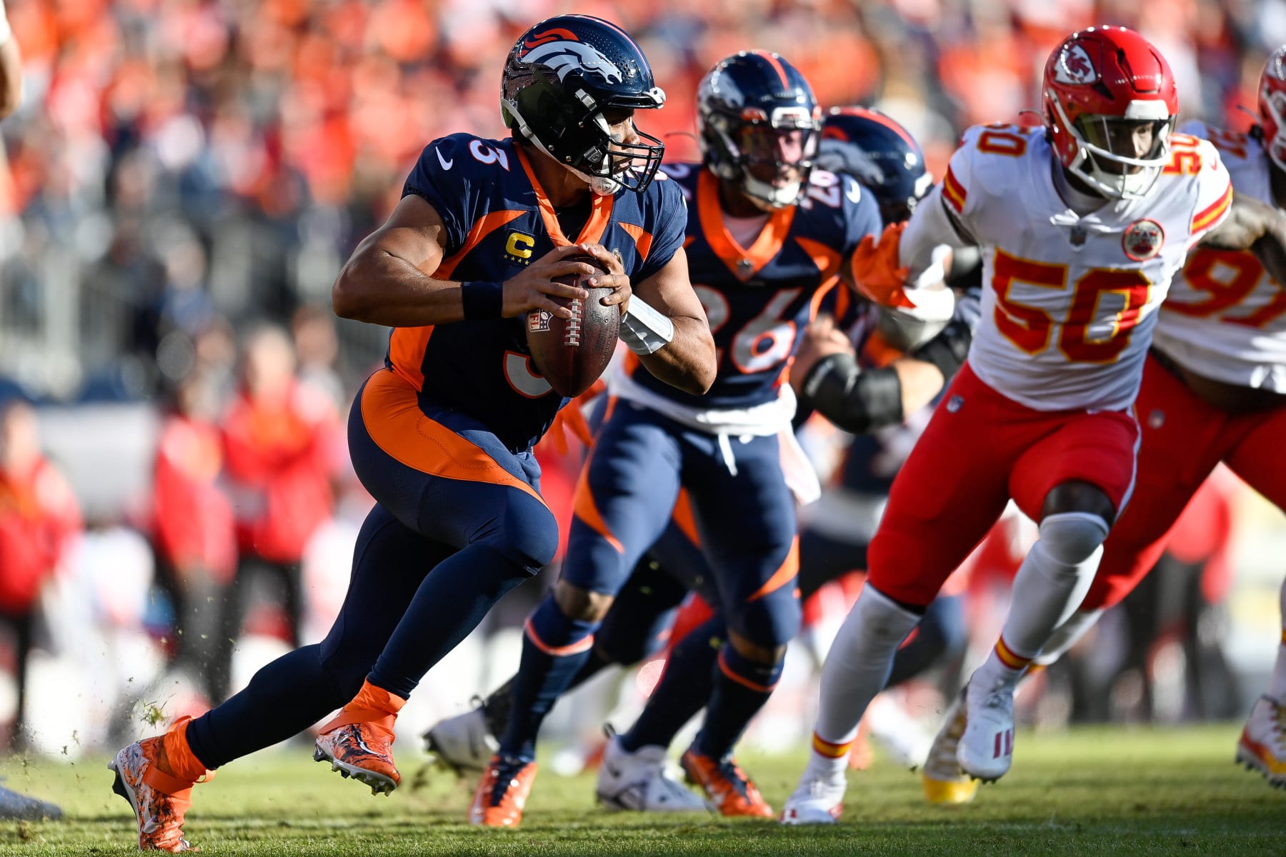 Russell Wilson questionable for Broncos' game against Jets