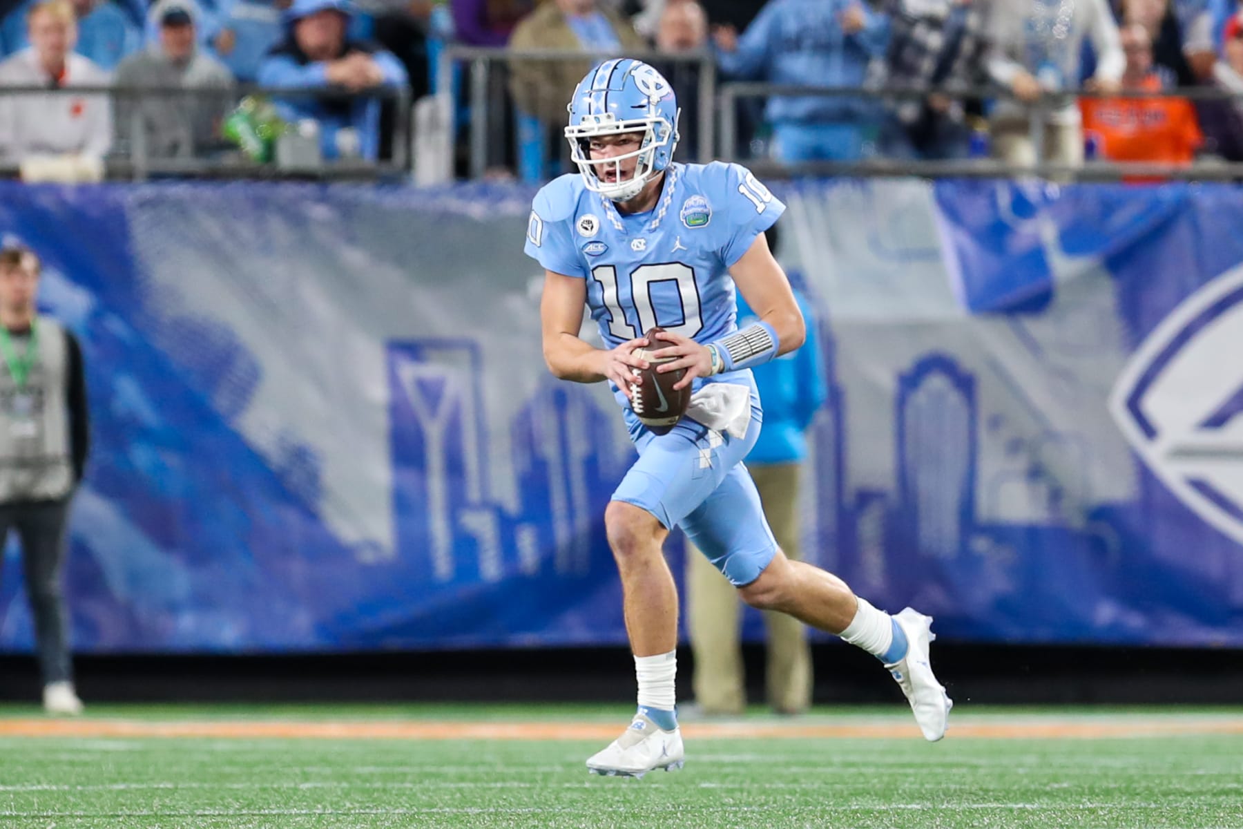 Tar Heels Football Adopts a Winning Pattern (It Has Diamonds) - The New  York Times