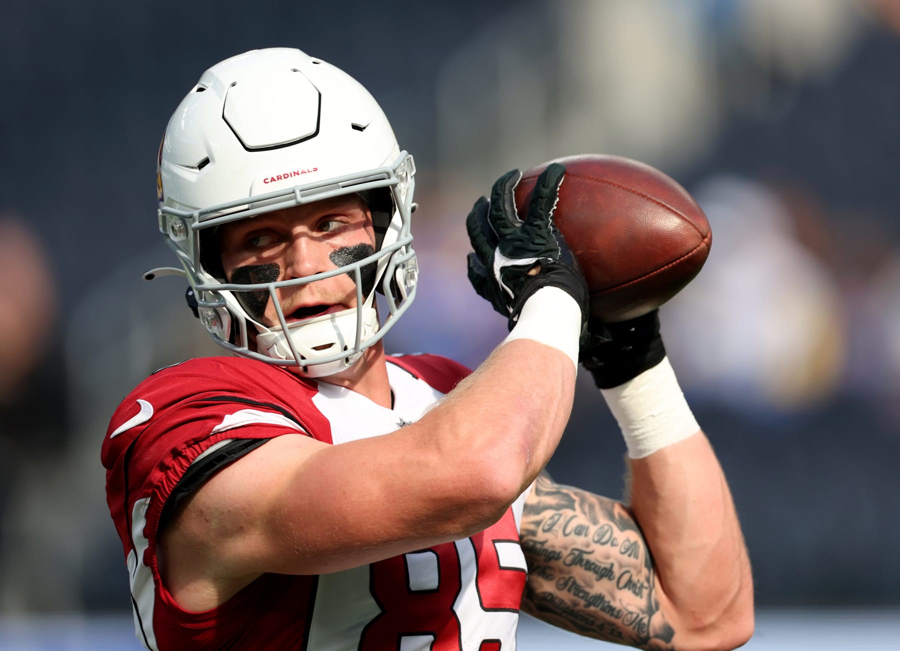 49ers' George Kittle, Cardinals' Zach Ertz ride reception streaks