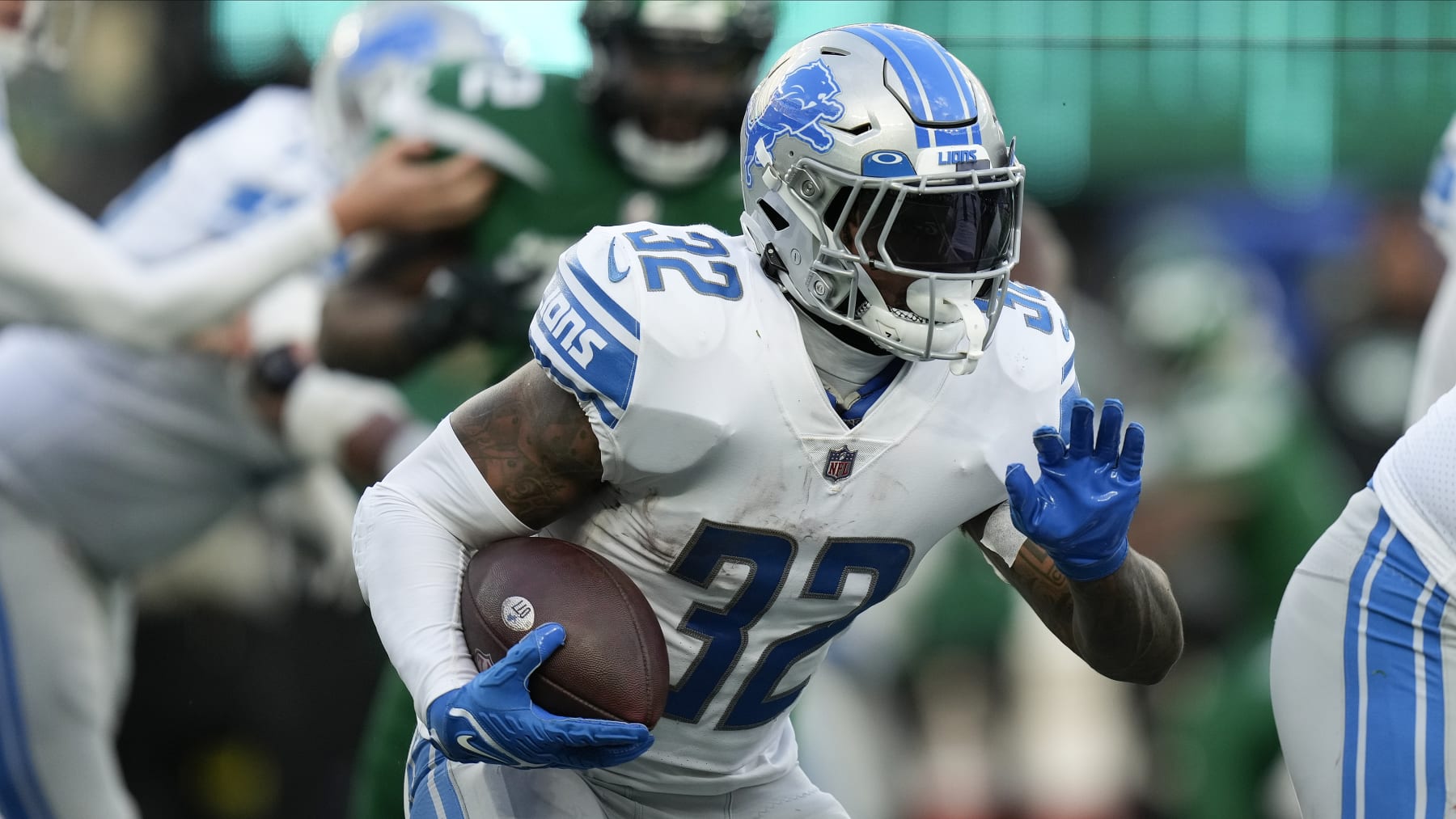 NFL Week 16 expert picks: Moneyline predictions, against the spread,  over/under - Pride Of Detroit