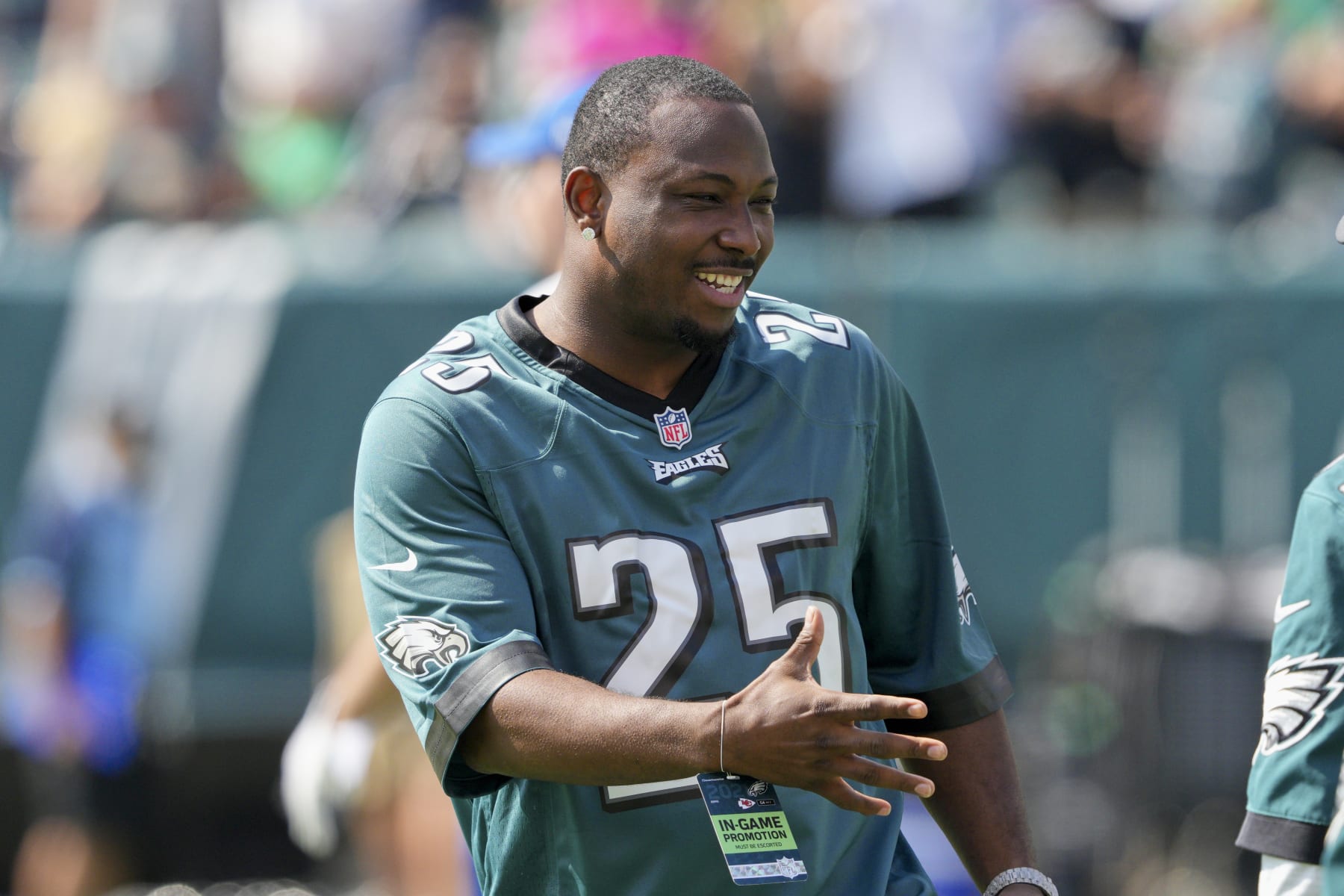 LeSean McCoy takes shot at Cowboys, Dak Prescott on Thanksgiving