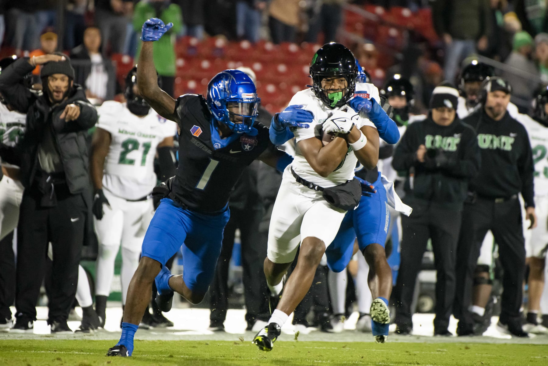 Frank Gore Jr. sets FBS bowl rushing record with 329 yards as Southern Miss  pulls away in LendingTree Bowl 