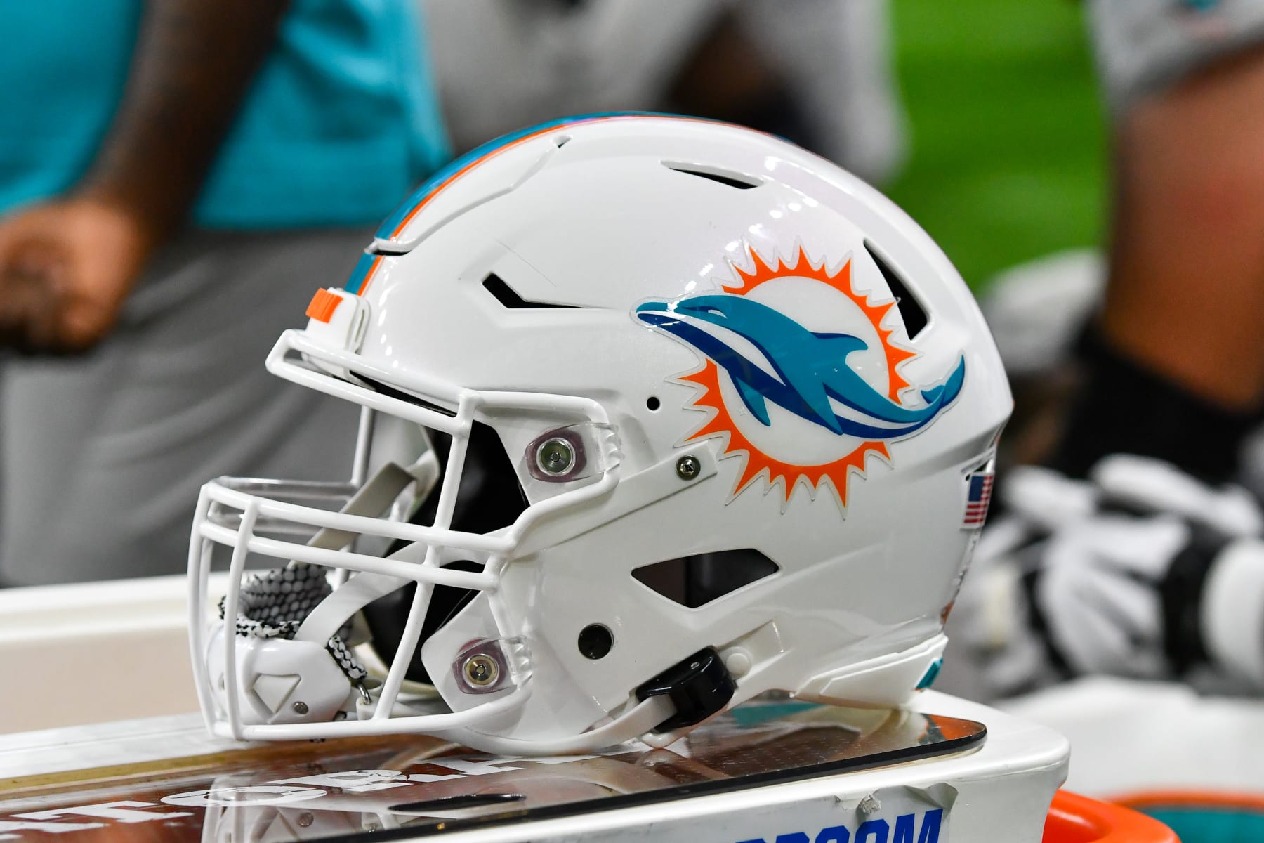 How Dolphins, Packers could save Christmas, plus two impactful rookies