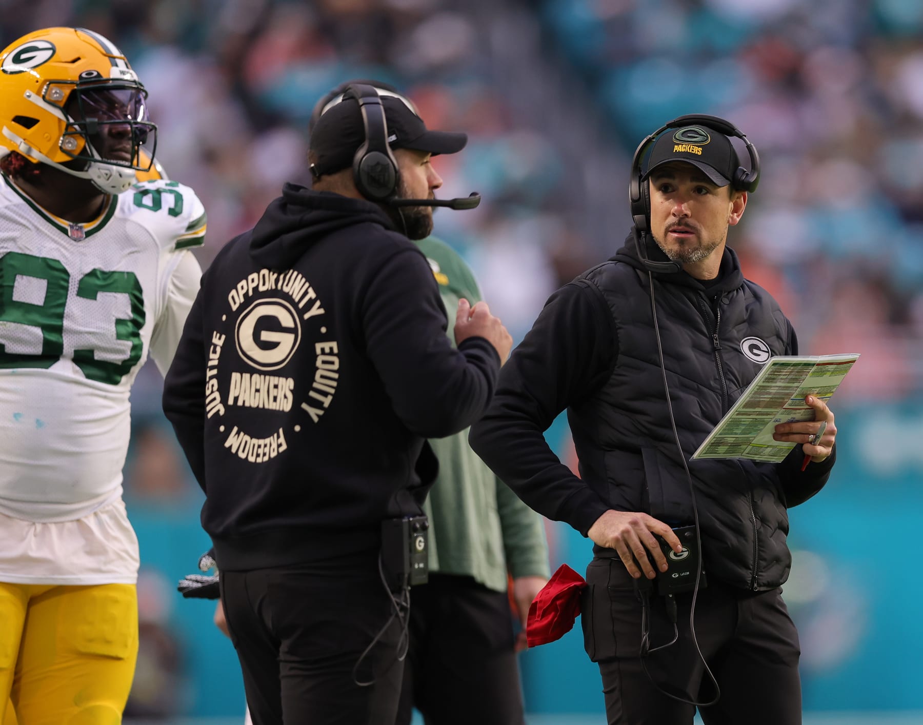 Miami Dolphins-Green Bay Packers Week 16 Complete Observations - Sports  Illustrated Miami Dolphins News, Analysis and More