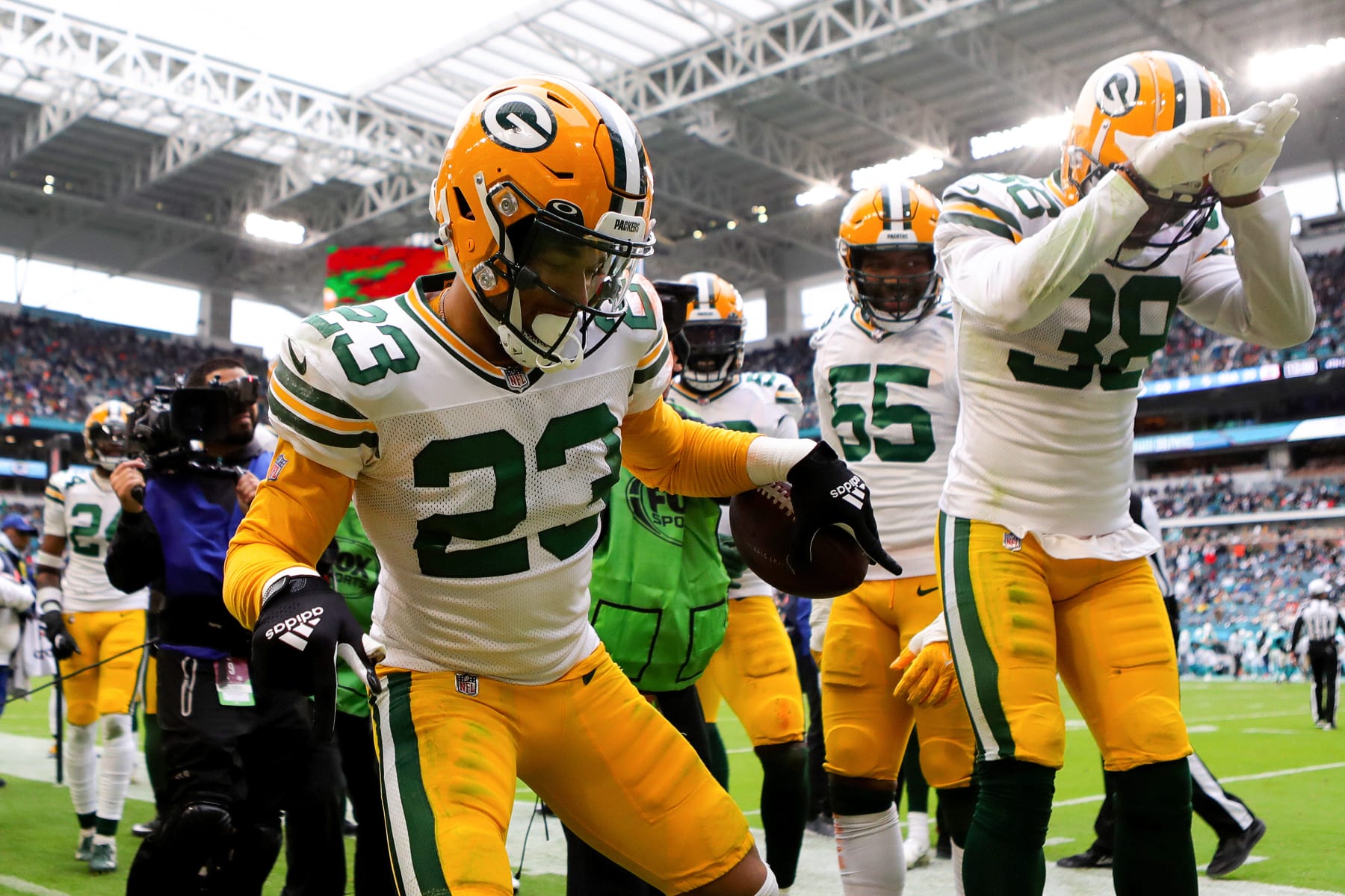 Green Bay Packers 26 vs 20 Miami Dolphins summary: stats and highlights