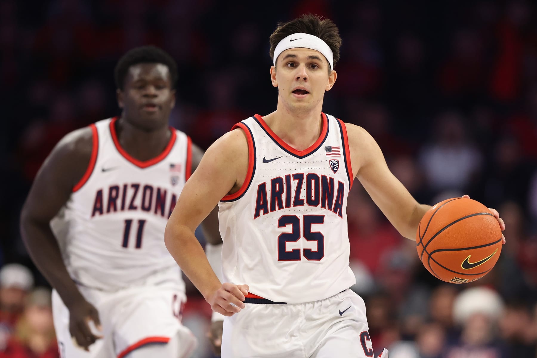 Arizona's Kerr Kriisa and Oumar Ballo