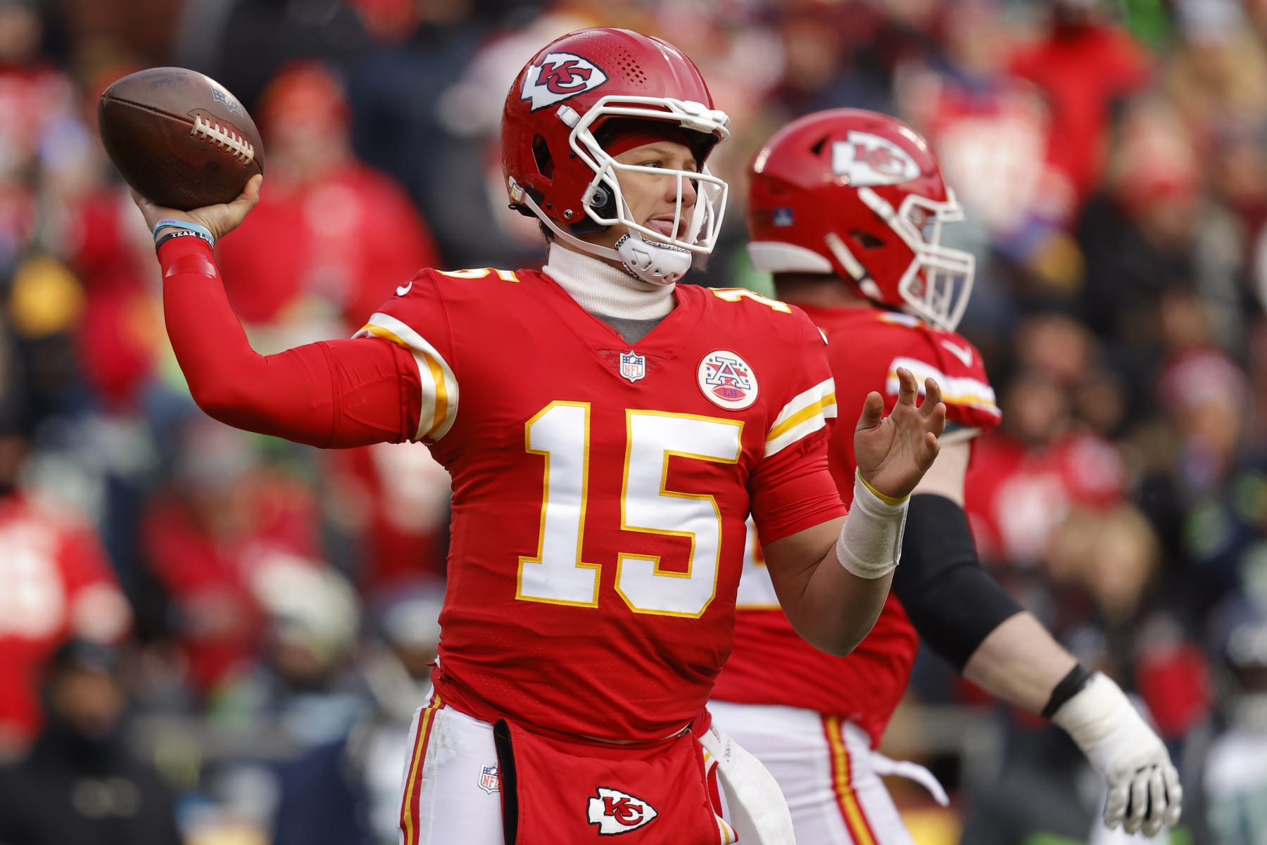 NFL MVP Odds: Mahomes clearly leads the race after Week 11 - VSiN Exclusive  News - News