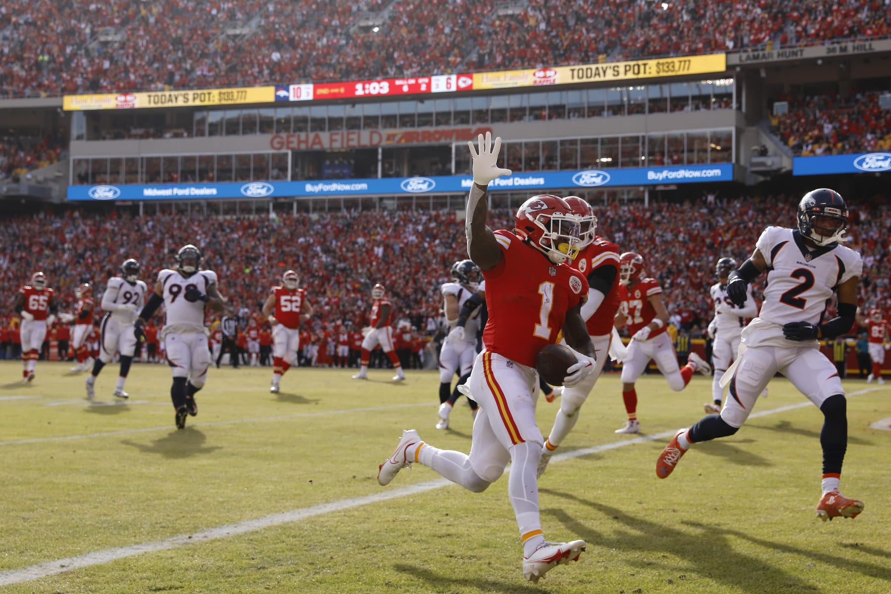 NFL playoff picture; AFC, NFC standings in Week 17: Buccaneers clinch